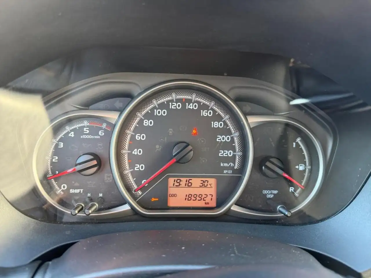 Toyota Yaris Yaris — photo 19