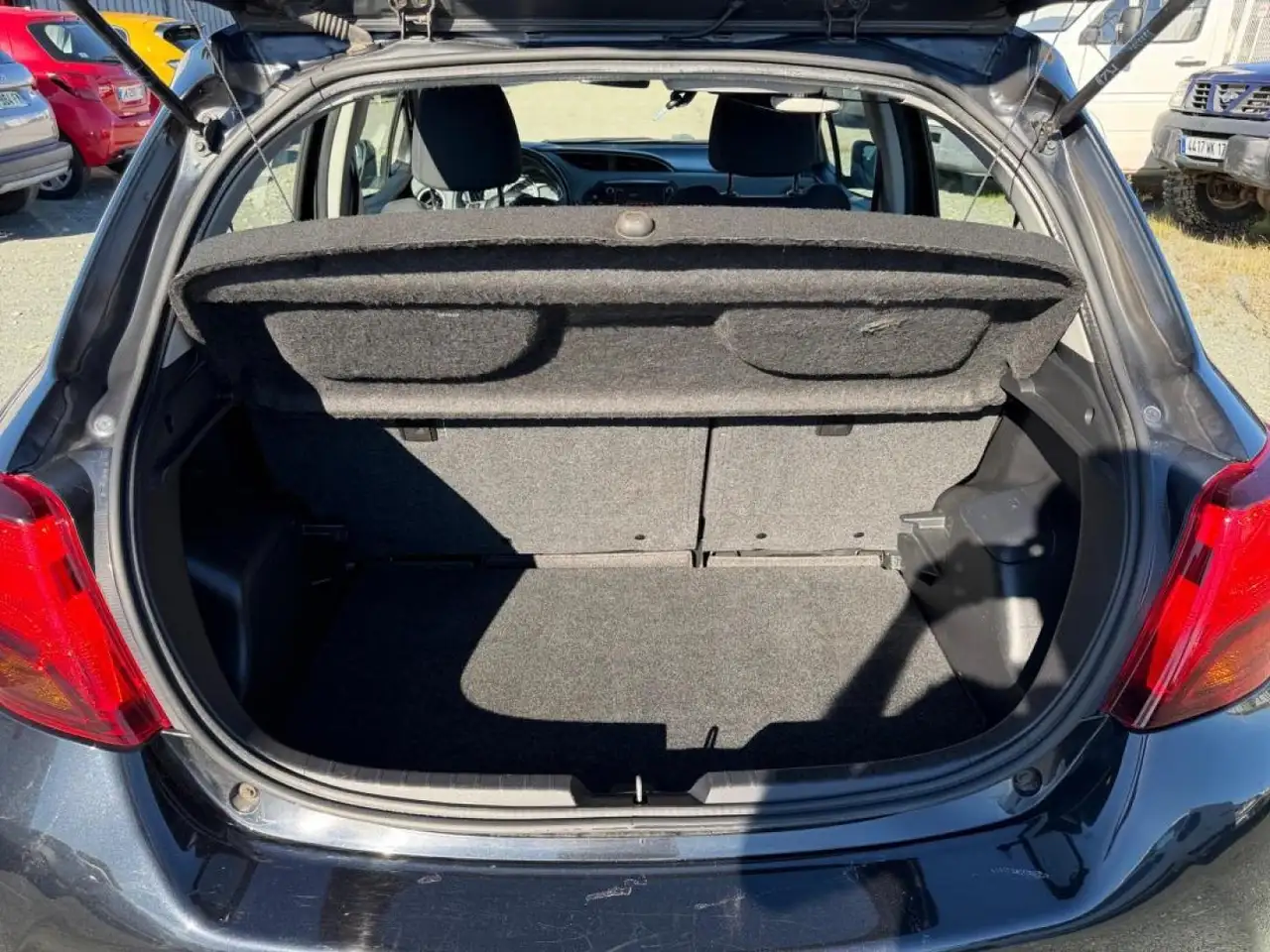 Toyota Yaris Yaris — photo 16