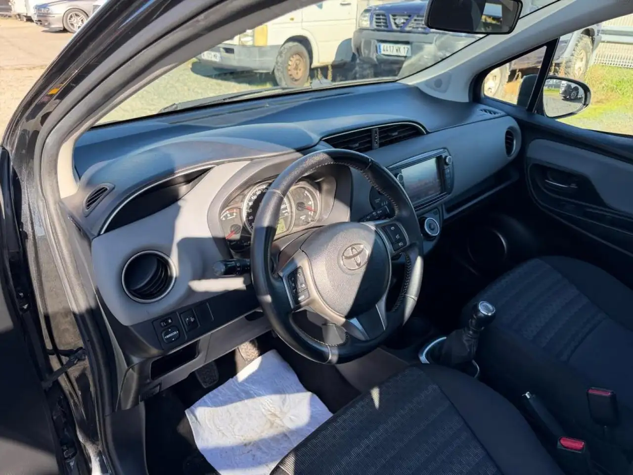 Toyota Yaris Yaris — photo 17