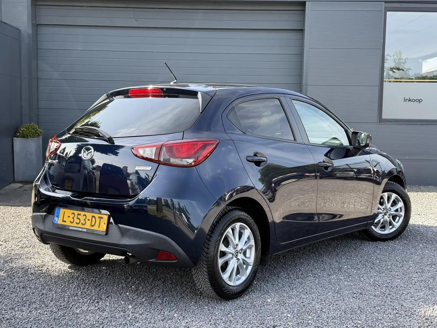 Mazda 2 1.5 Skyactiv-G Skylease+ 1e Eigenaar,Navi,Airco,Cr Blauw - 2