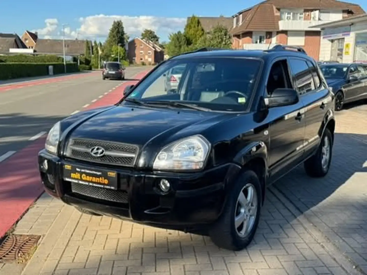 Hyundai TUCSON 2.0 GLS (2WD)"TÜV-NEU"SERVICE-NEU"AHK" Schwarz - 1
