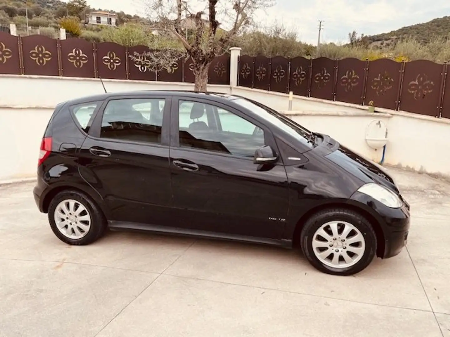 Mercedes-Benz A 160 BENZINA UNIPRO' Noir - 1