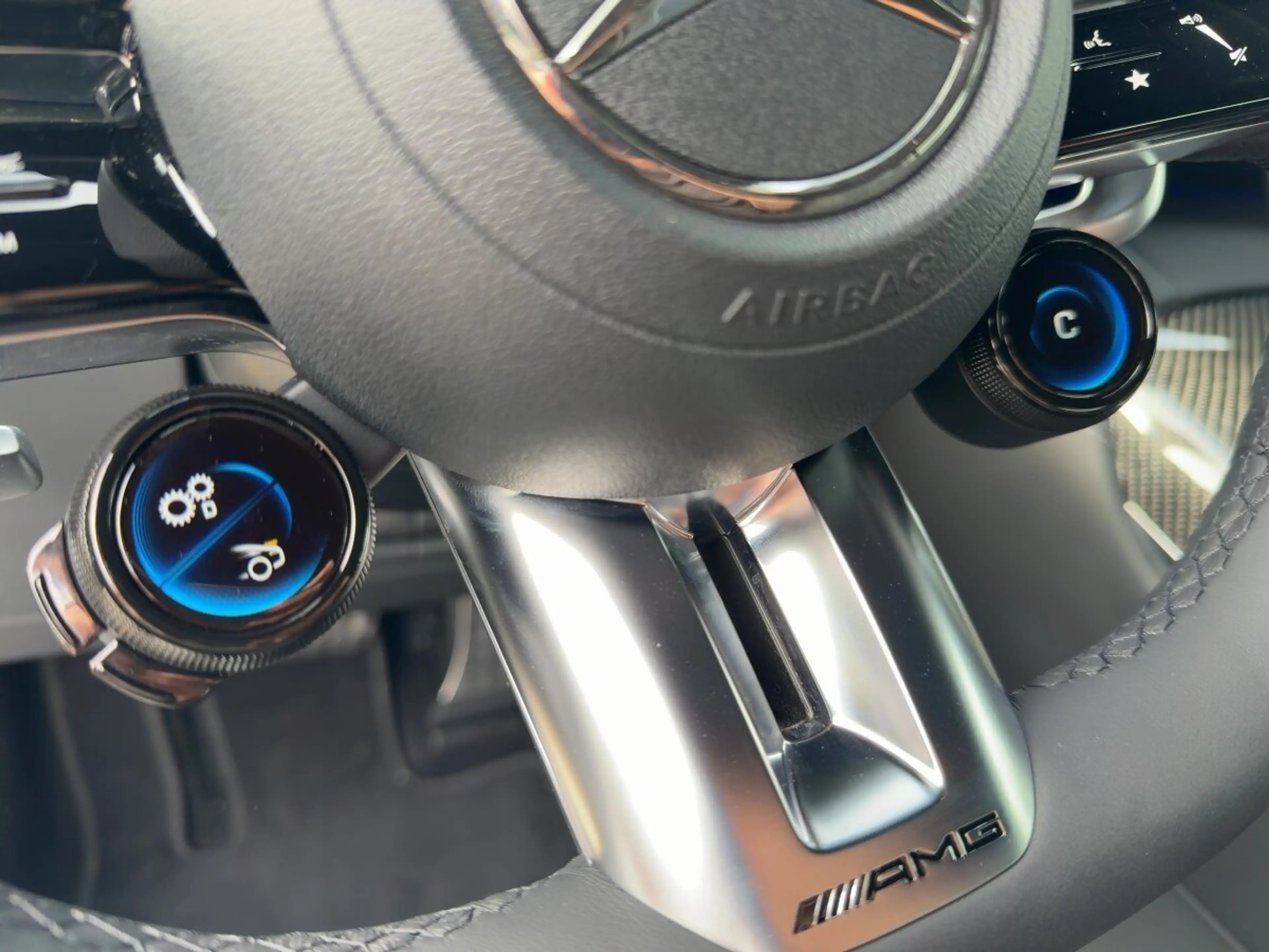 Mercedes-Benz SL 63 AMG Mercedes-AMG SL 63 4MATIC+ BURMESTER+HUD+360+MEMORY+ — photo 14