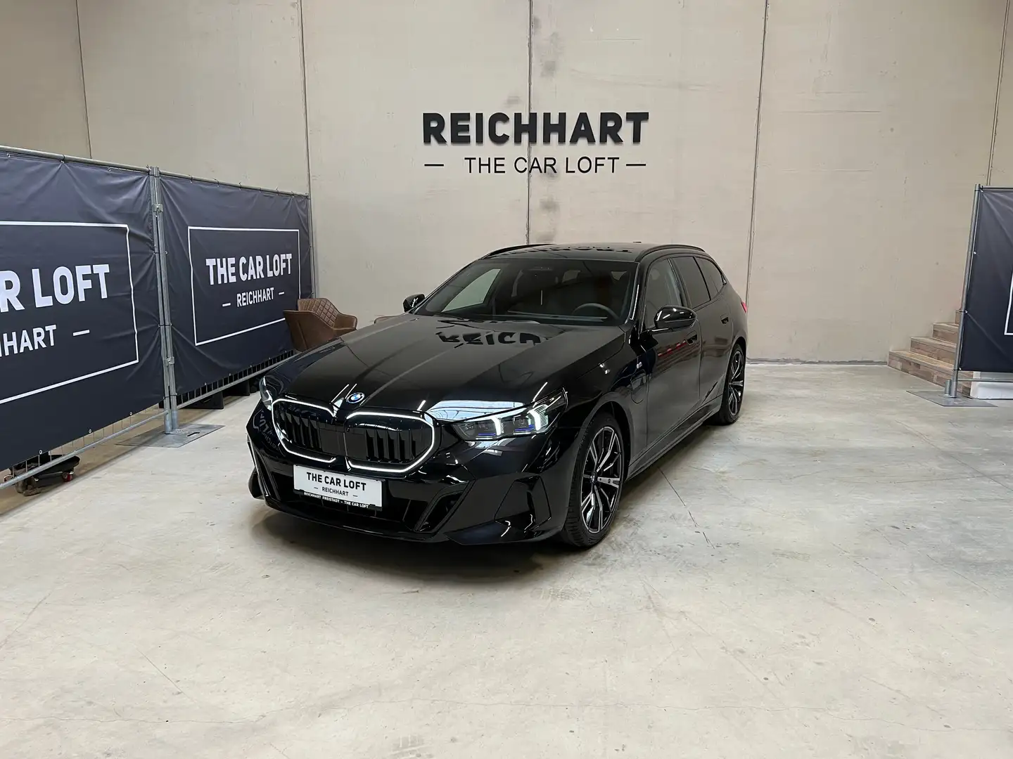 BMW 530 e xDrive Touring M SPORT PRO - LEASINGAKTION Schwarz - 1