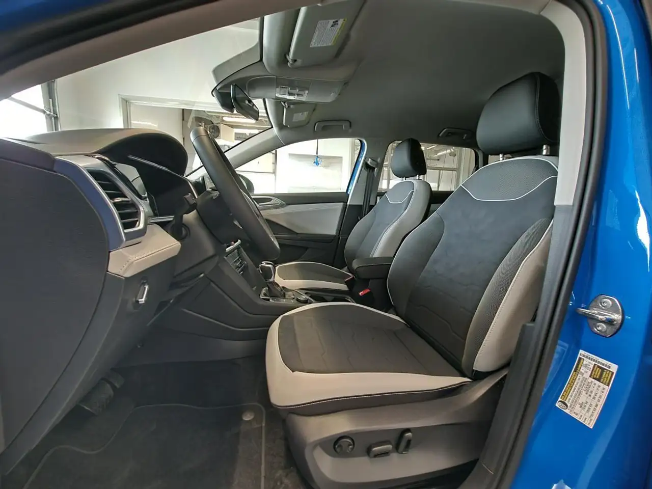 Volkswagen Taos снимка Volkswagen Taos