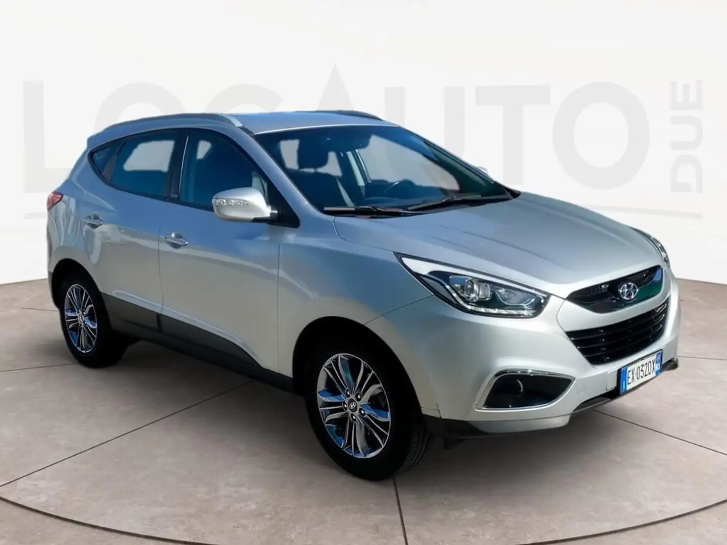 Hyundai iX35 1.7 crdi Xpossible 2wd FL Grau - 2