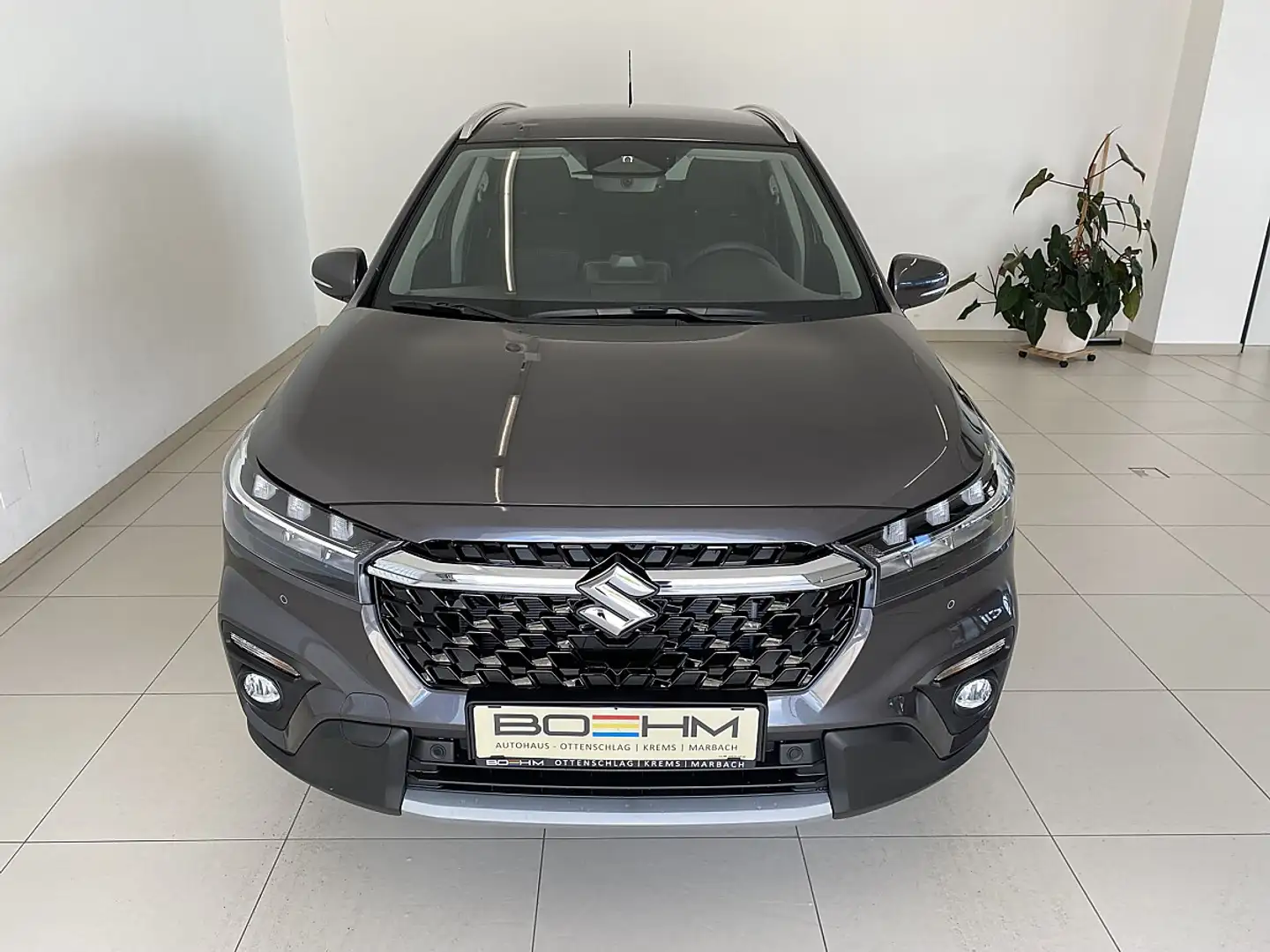 Suzuki S-Cross 1,4 Hybrid ALLGRIP shine Aut. Grau - 2