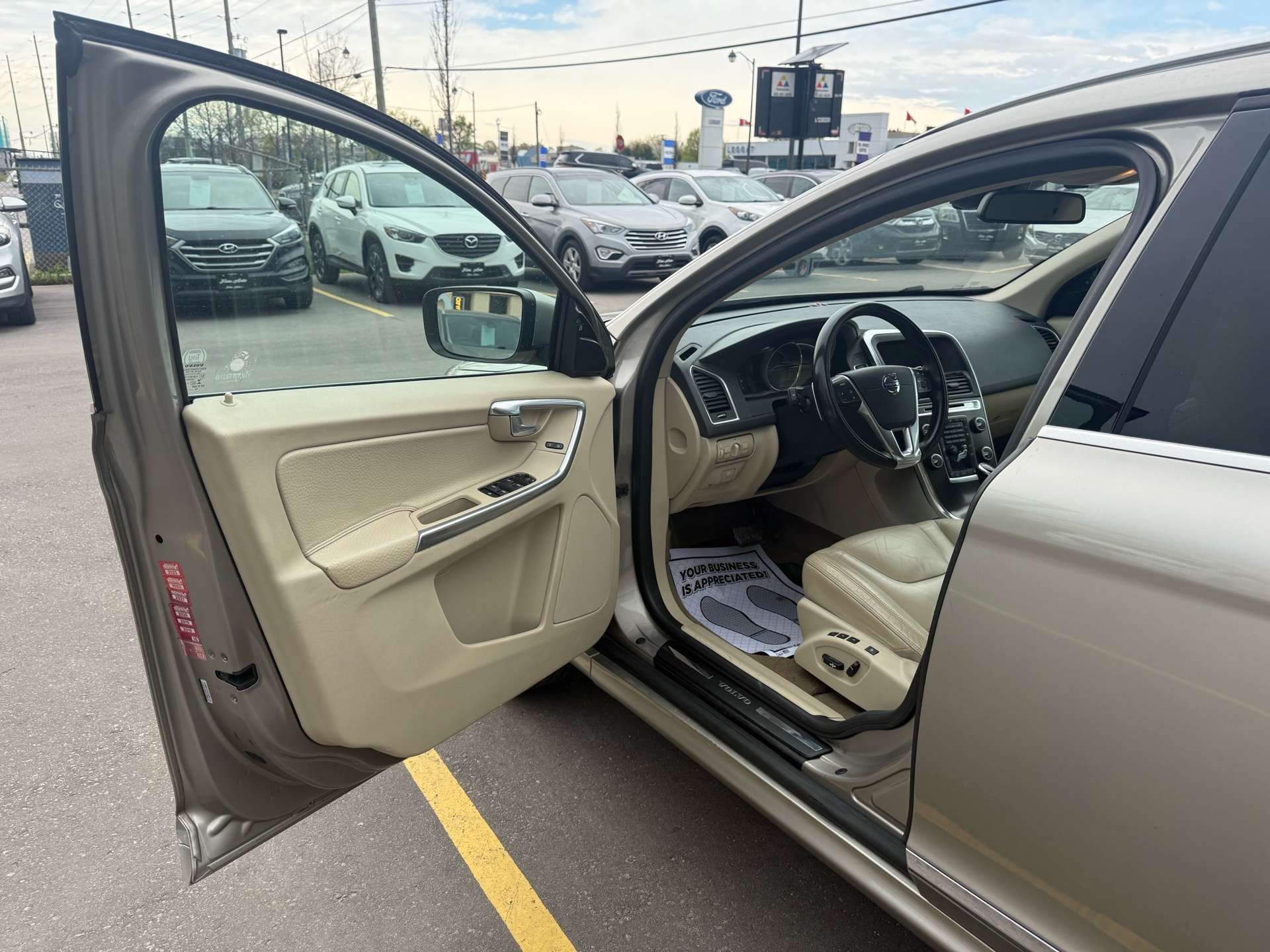 2014 Volvo XC60 AWD 5dr T6 thumb 12