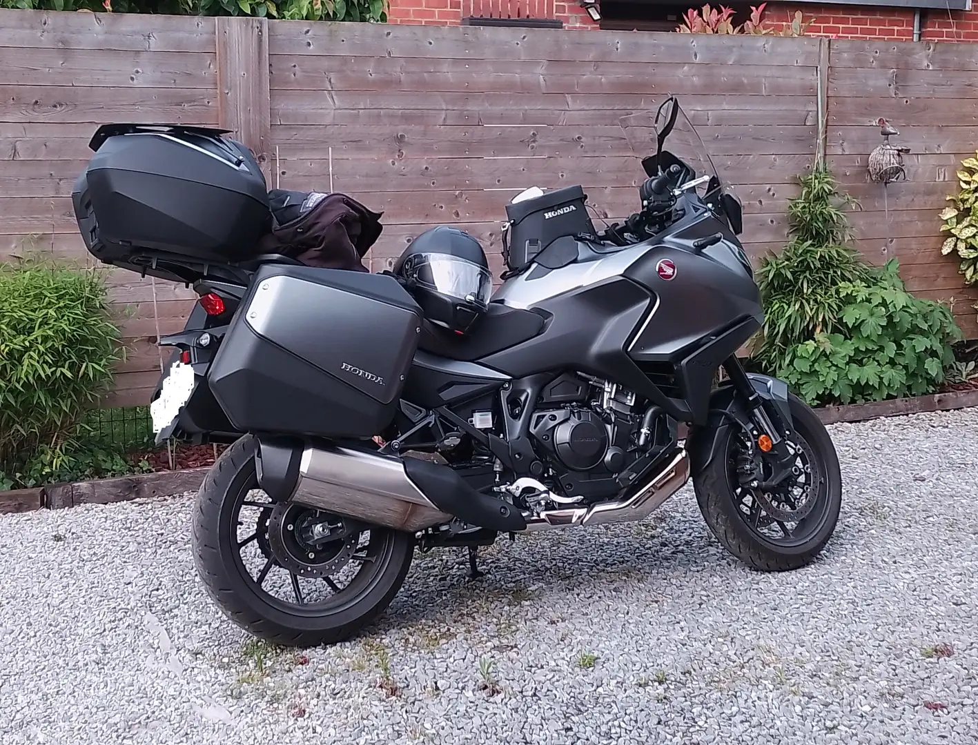 Honda NT 1100 Grijs - 2