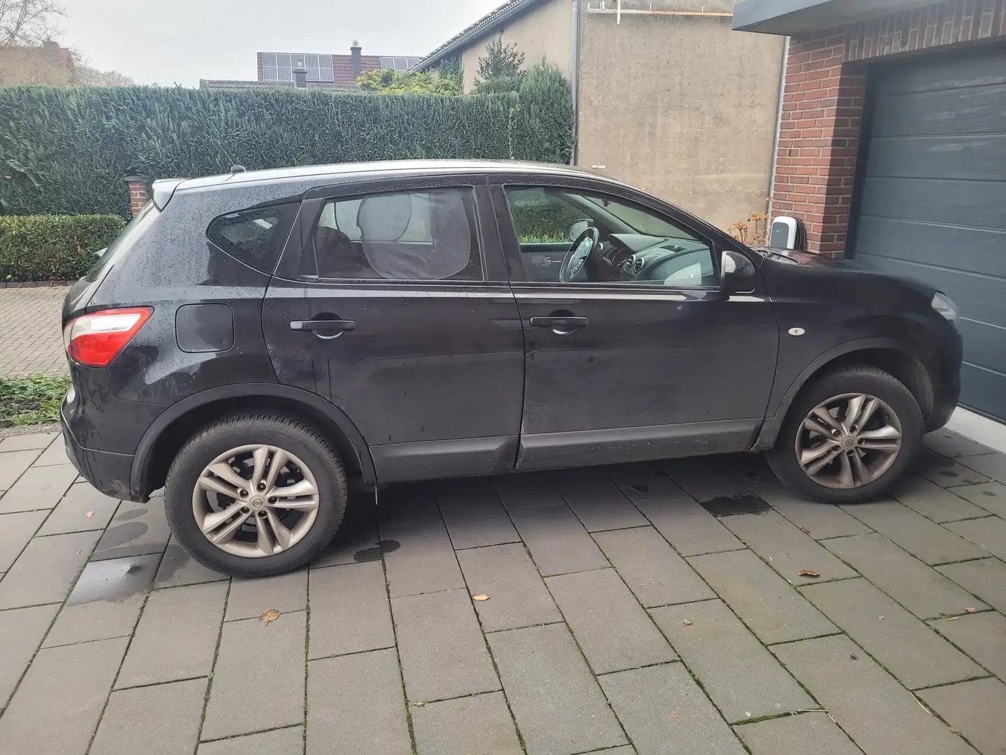 Nissan Qashqai Qashqai 2.0 acenta Černá - 1