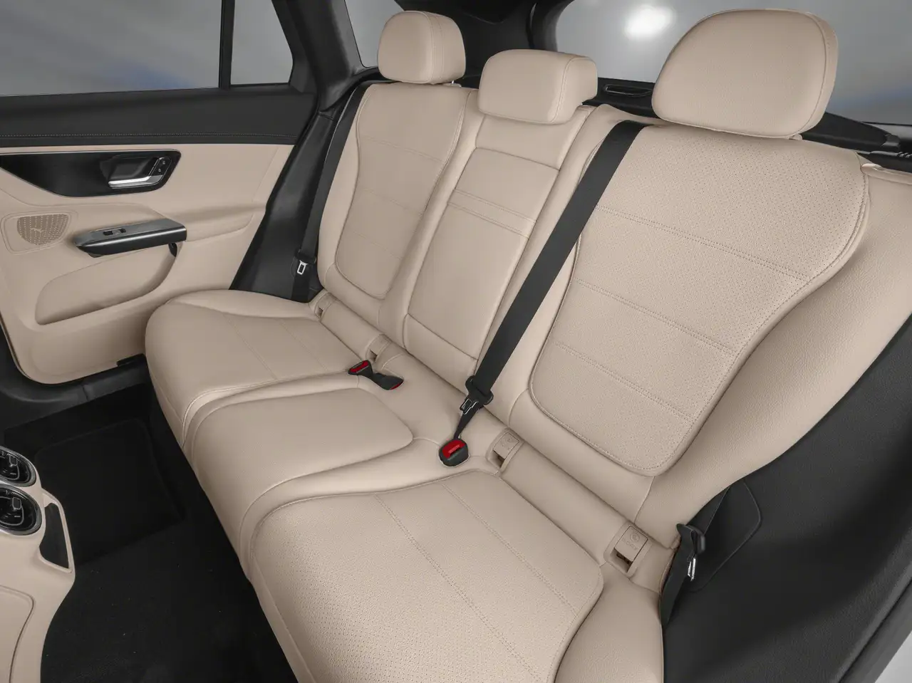 Mercedes-Benz GLC photo Mercedes-Benz GLC