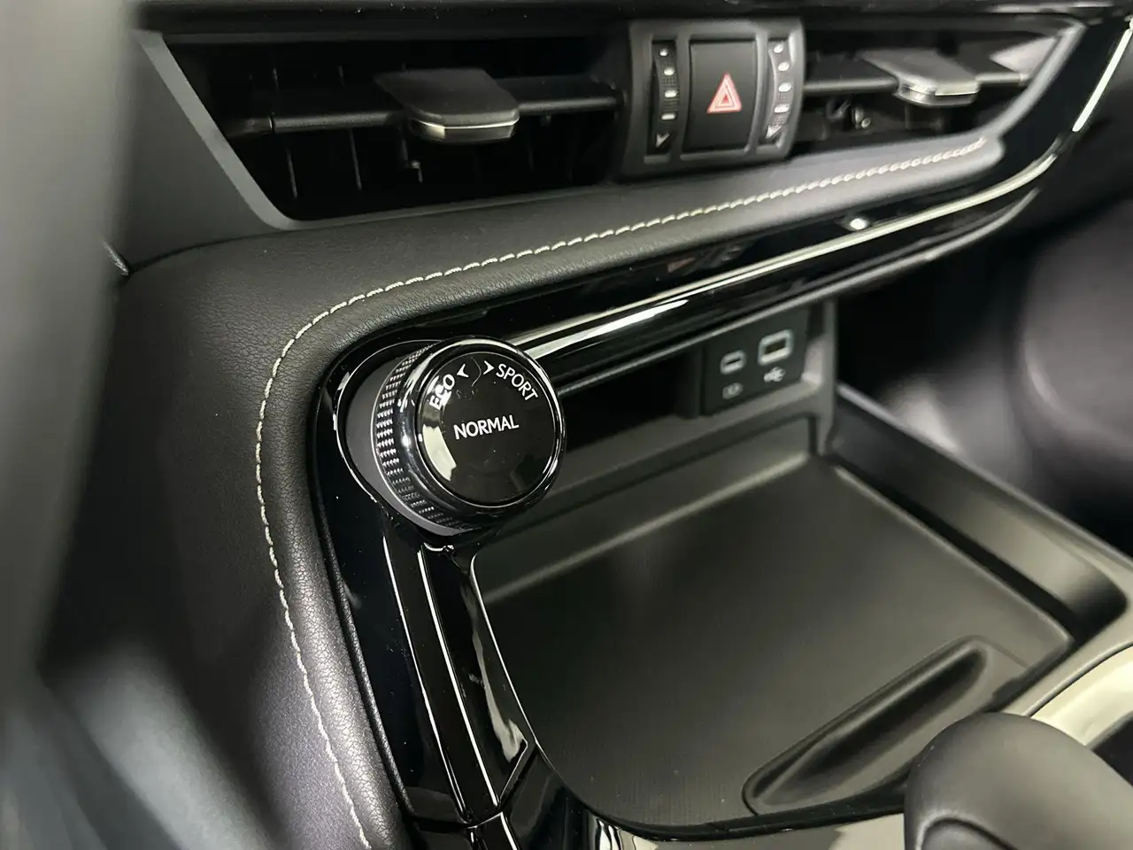 Lexus NX fotografie Lexus NX