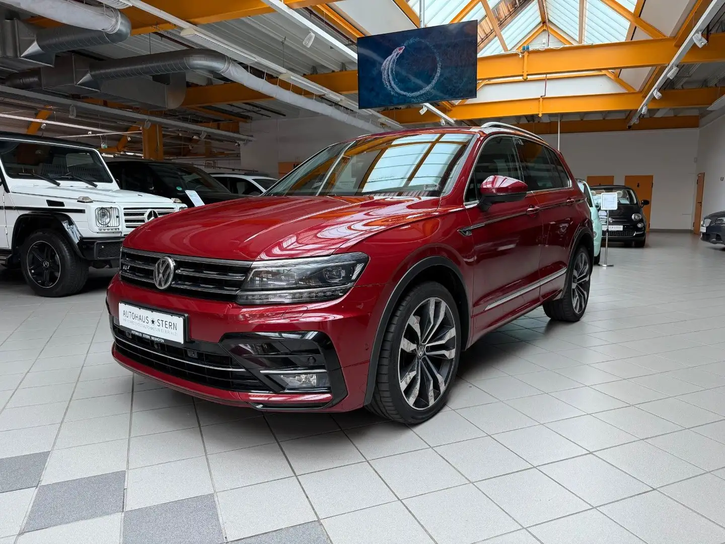 Volkswagen Tiguan Highline R-Line|4Motion|AHK|Navi|StHz.|BT - 2