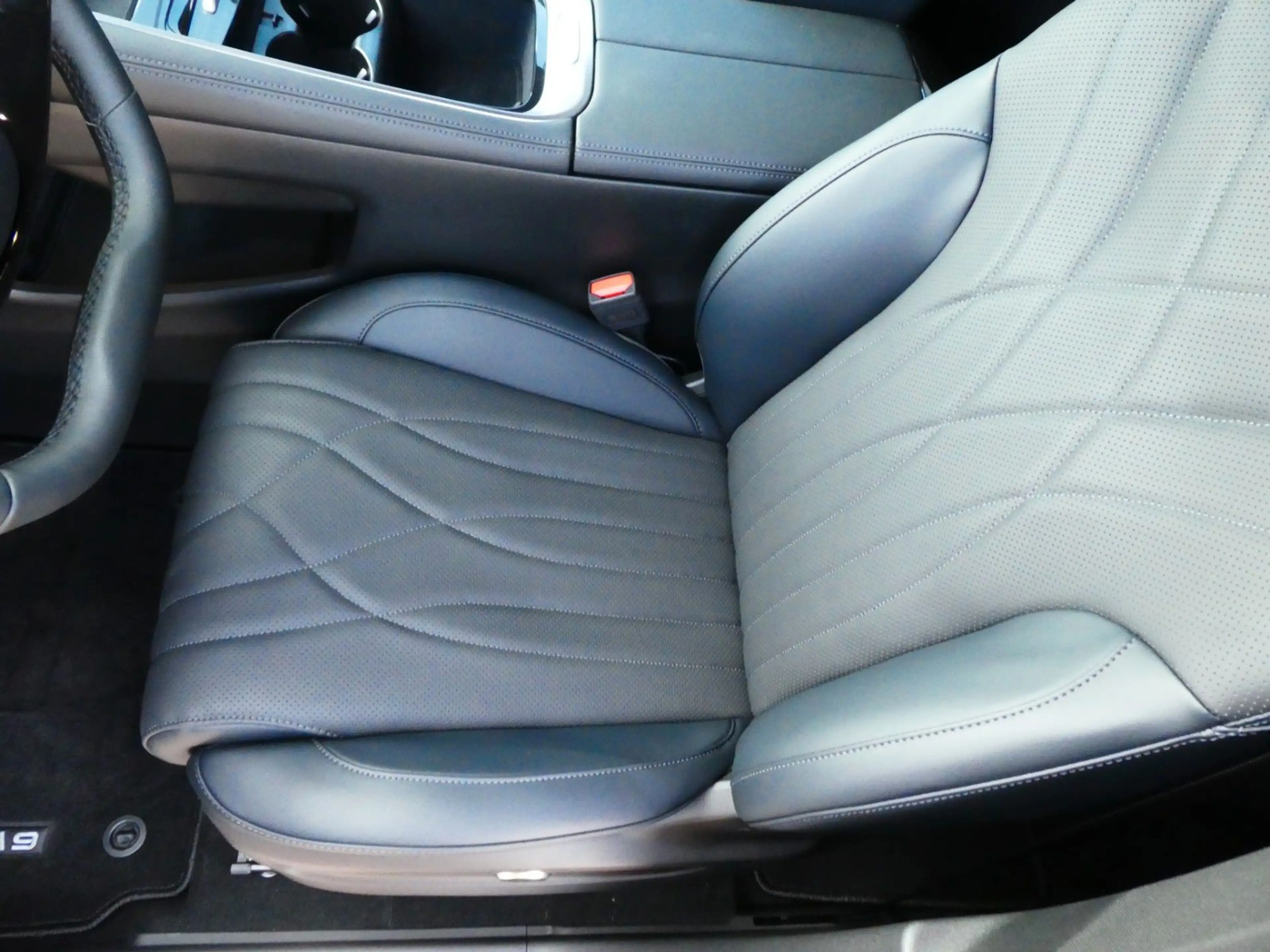 Omoda 9 4X4 PHEV SHS, 540° Kam, SHZ, PDC, LMF — photo 12