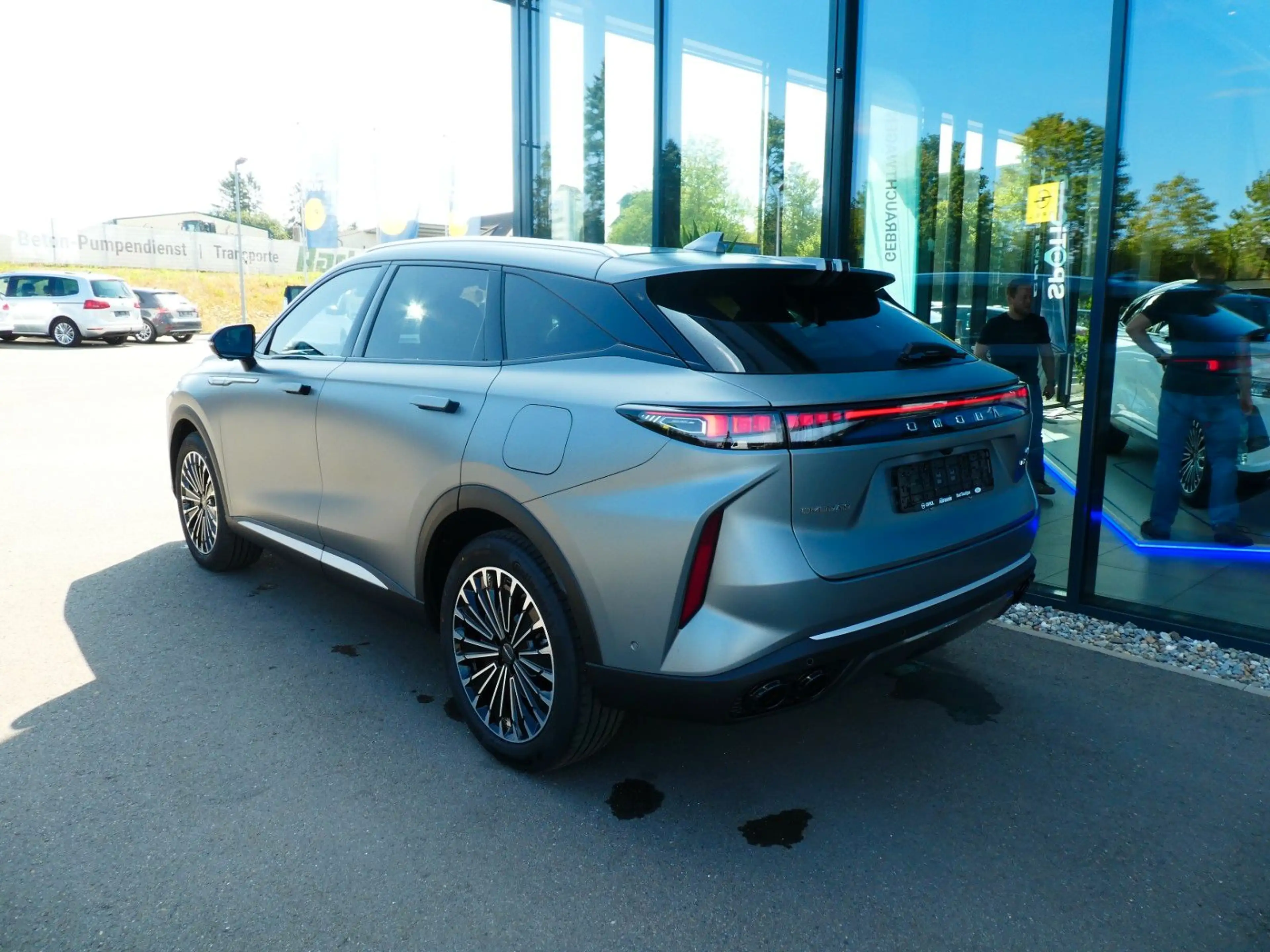 Omoda 9 4X4 PHEV SHS, 540° Kam, SHZ, PDC, LMF — photo 4