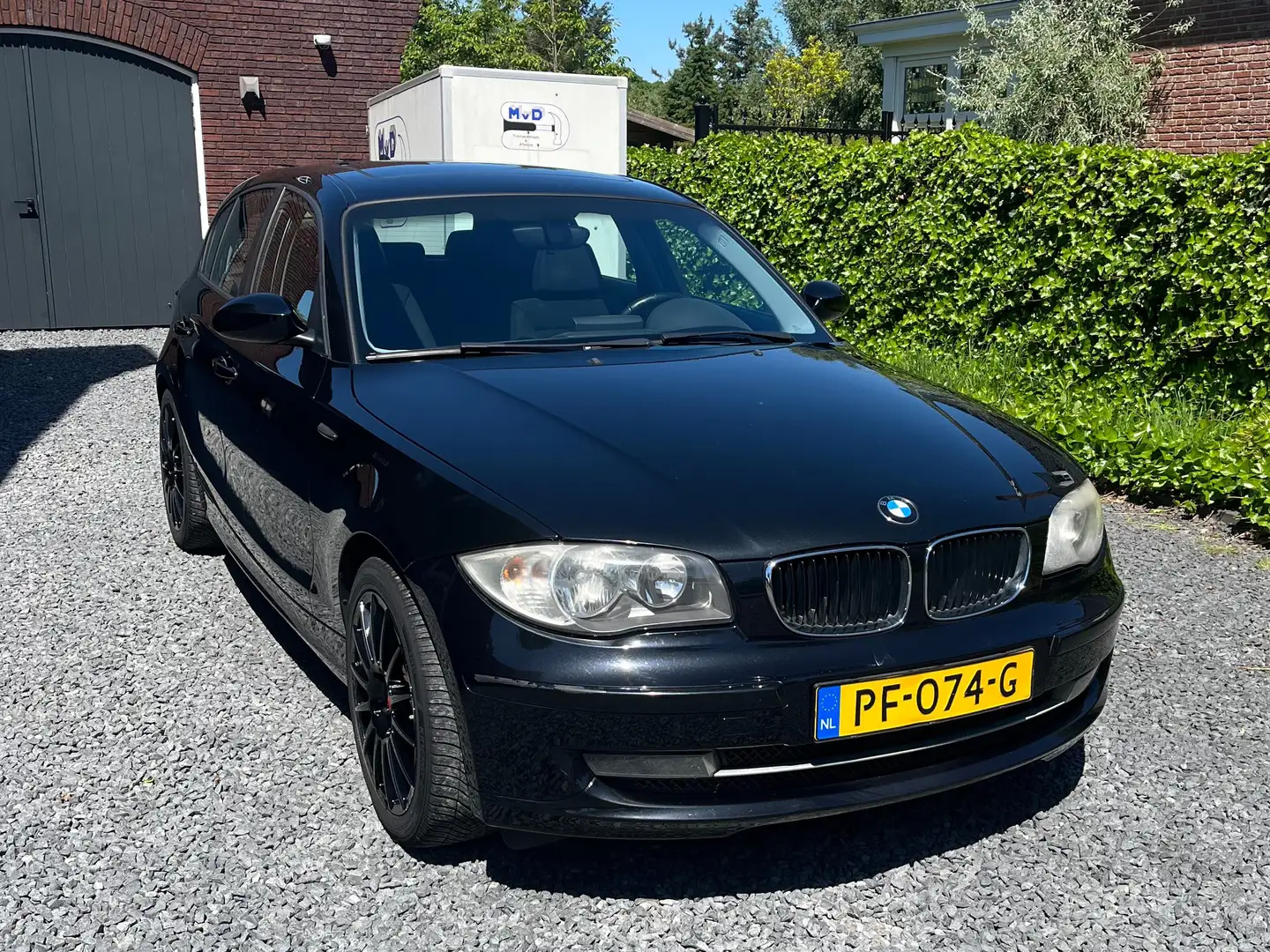BMW 116 Zwart - 1