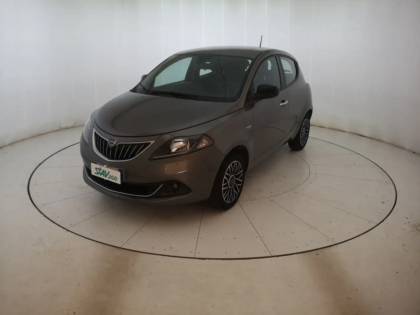 Lancia Ypsilon 1.0 HYB PLAT Grau - 1