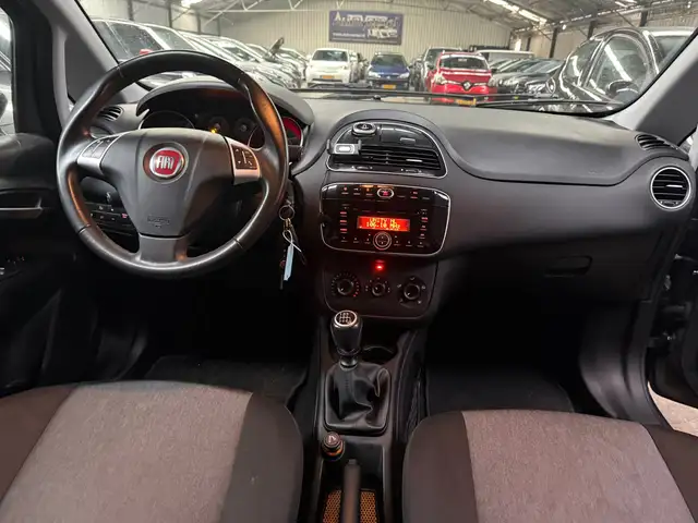 Fiat Punto Evo view 15