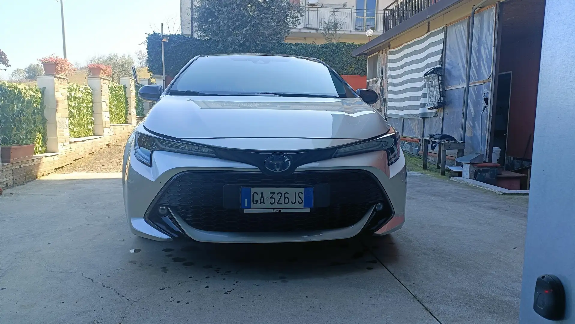 Toyota Corolla 1.8h Style cvt - 2
