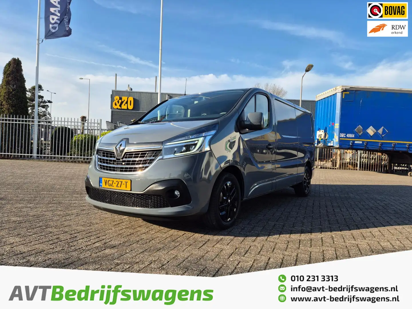 Renault Trafic 2.0 dCi 145pk T29 L2H1 6 versn. automaat Grijs - 1