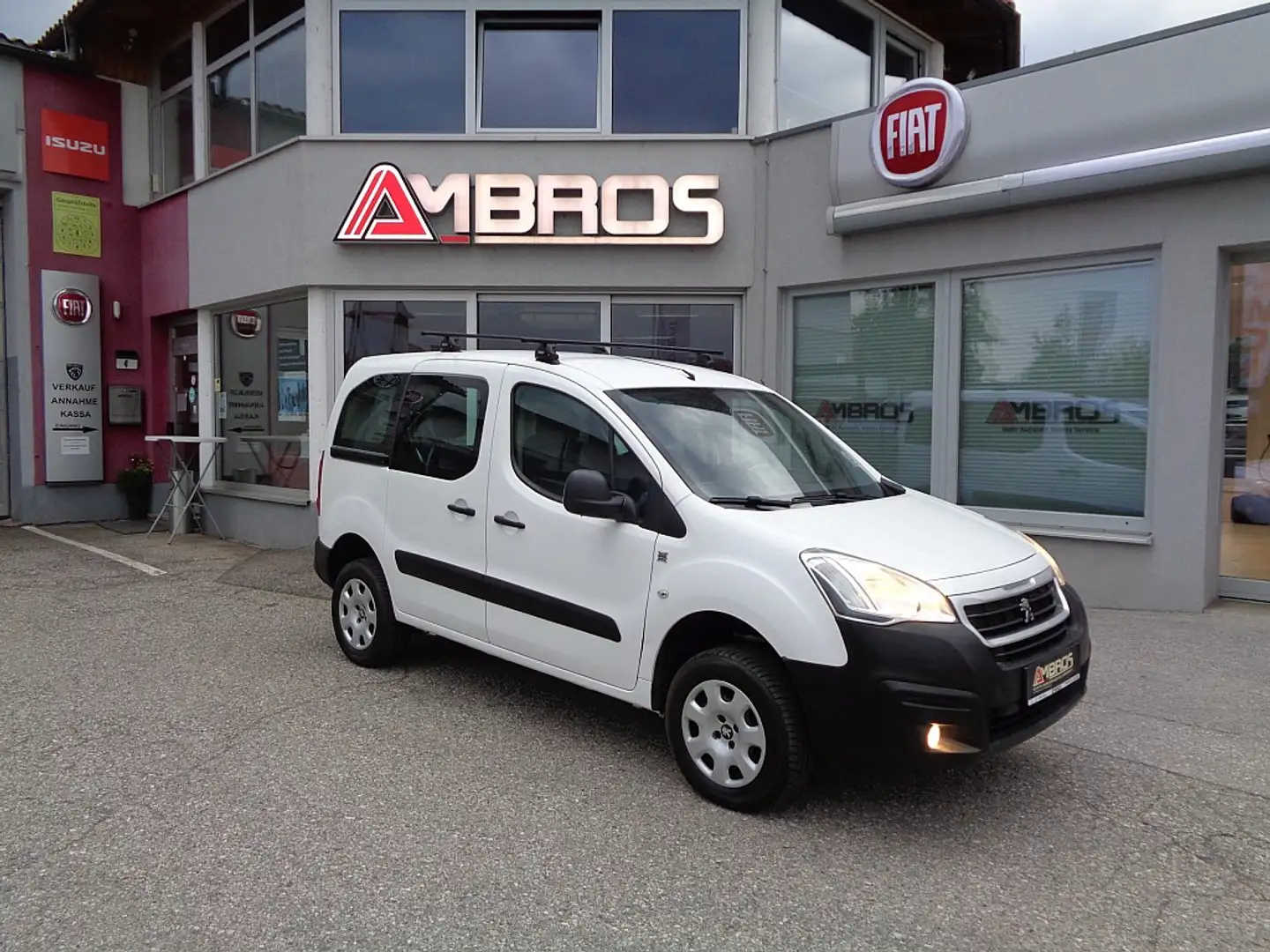 Peugeot Partner Tepee 1,6 BlueHDi 100 S&S Euro 6 4x4 ALLRAD Diesel bijela - 1