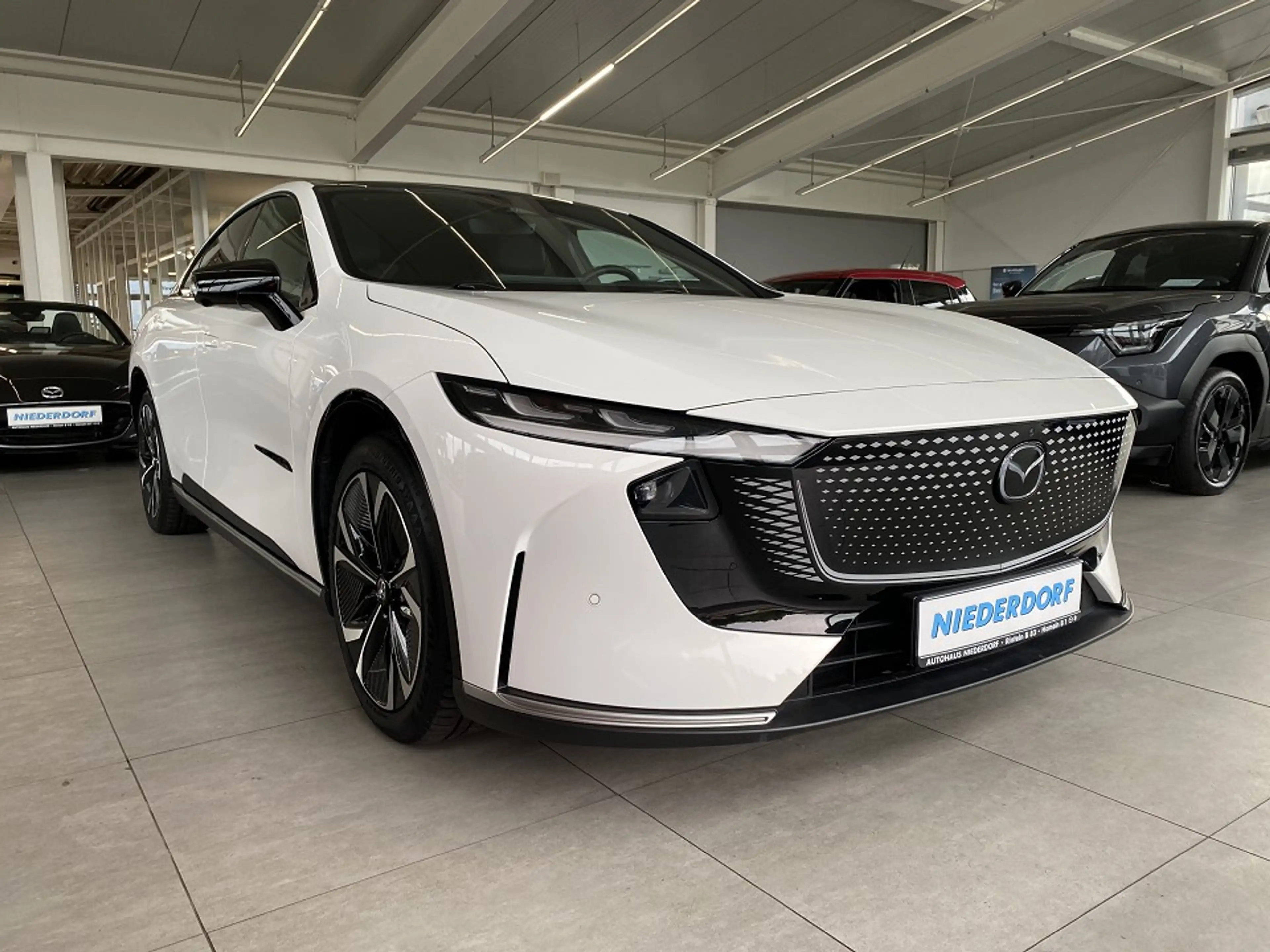 Mazda 6e EV 258ps Takumi Garantie 12.2031 Navi, Klima, 360°