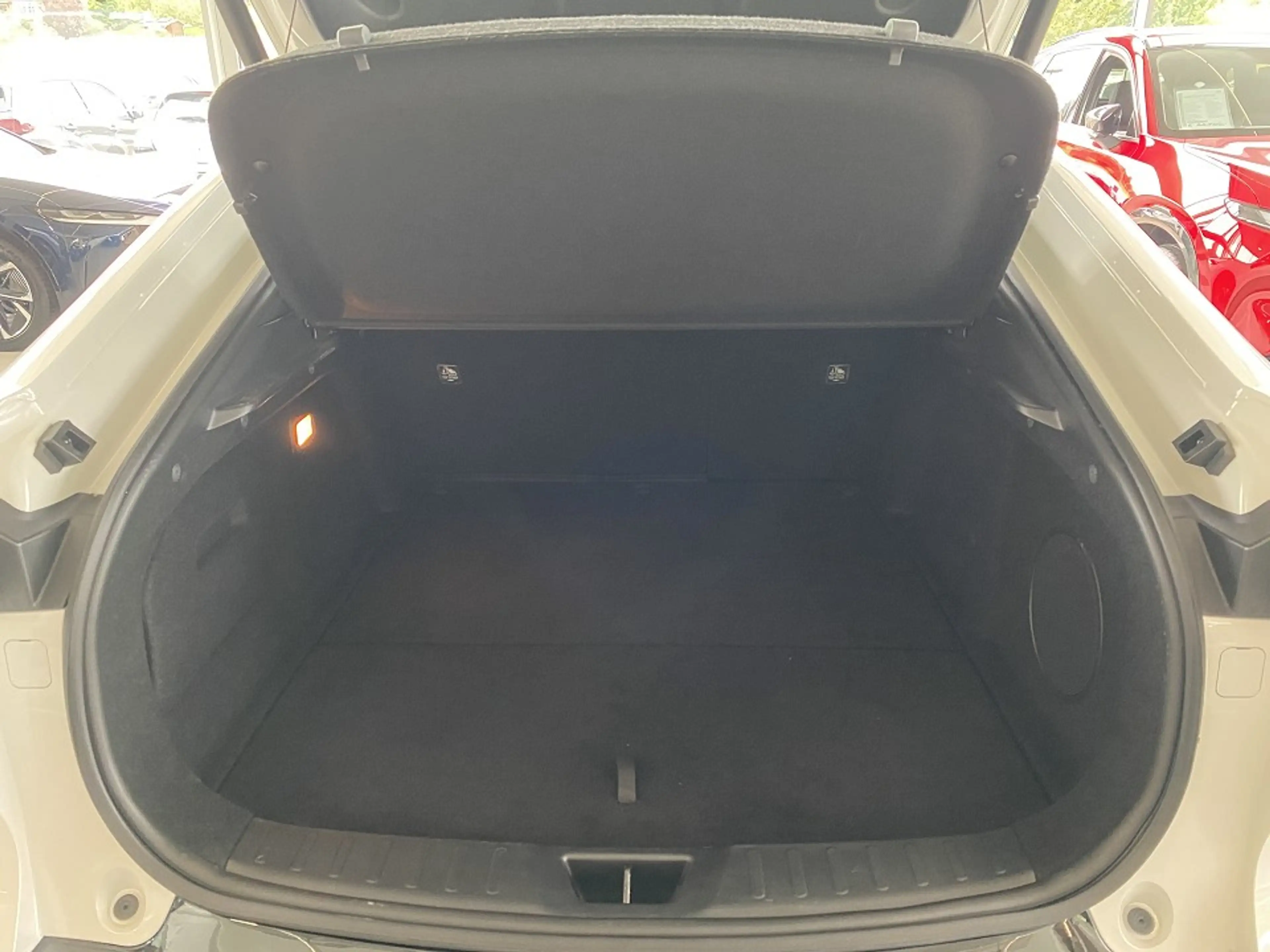 Mazda 6e EV 258ps Takumi Garantie 12.2031 Navi, Klima, 360° — photo 7