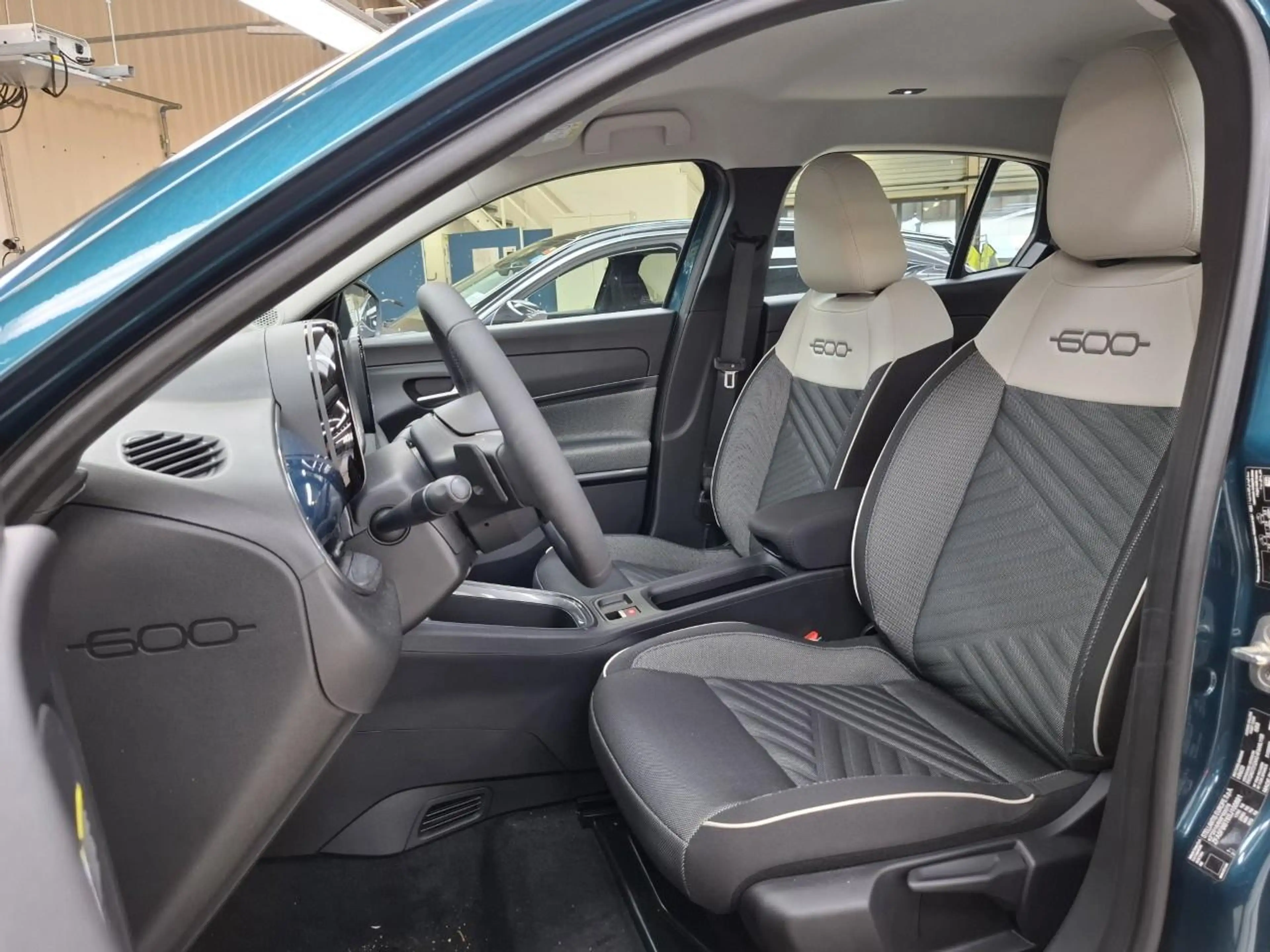 Fiat 600 1.2 Hybrid Icon 145pk Tot 8 Jaar Garantie! | Navig — photo 6