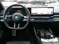 BMW i5 M60 xDrive Tour Glasdach Driv.Prof. AHK el.! Grün - thumbnail 11
