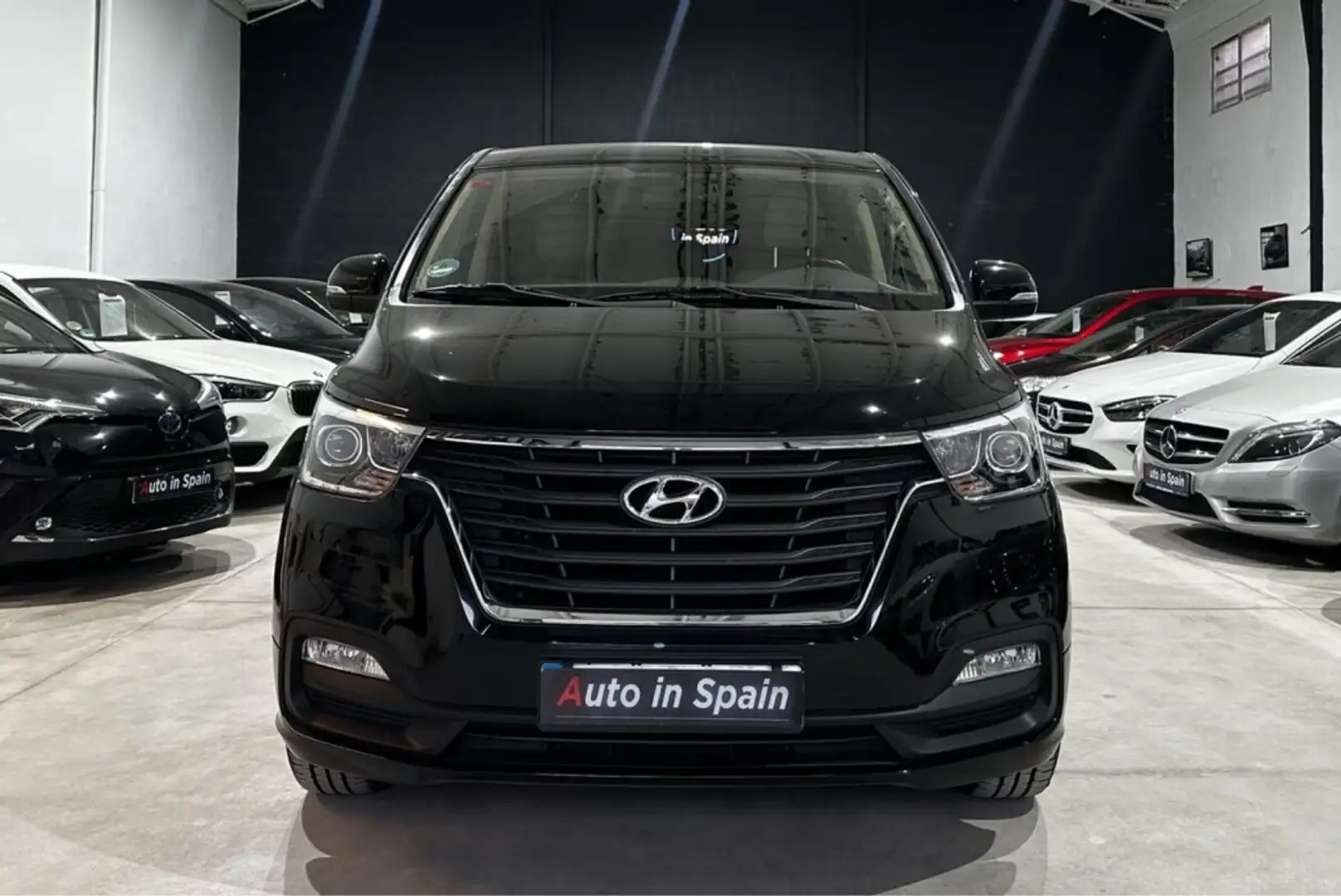 Hyundai H-1 H1 Travel 2.5CRDi Tecno 136 Negro - 2