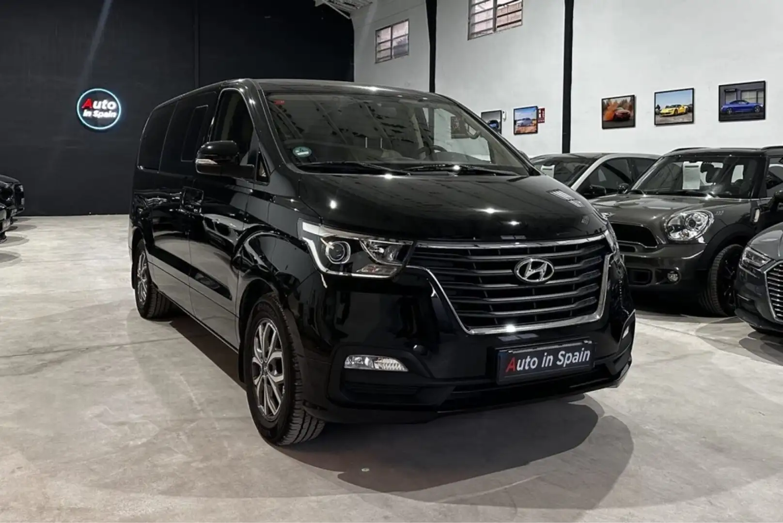Hyundai H-1 H1 Travel 2.5CRDi Tecno 136 Negro - 1