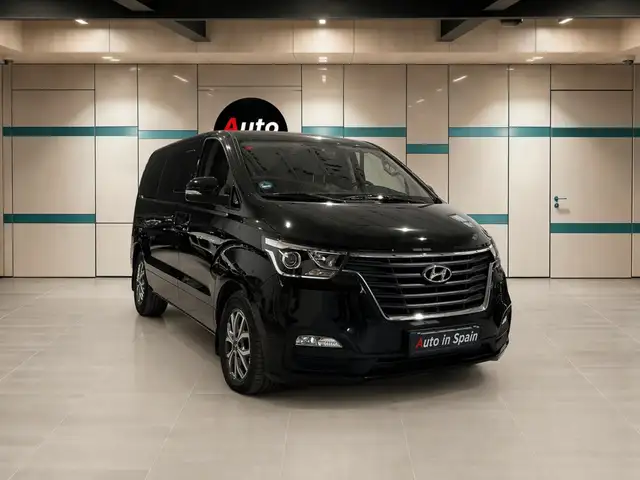 Hyundai H-1 H1 Travel 2.5CRDi Tecno 136