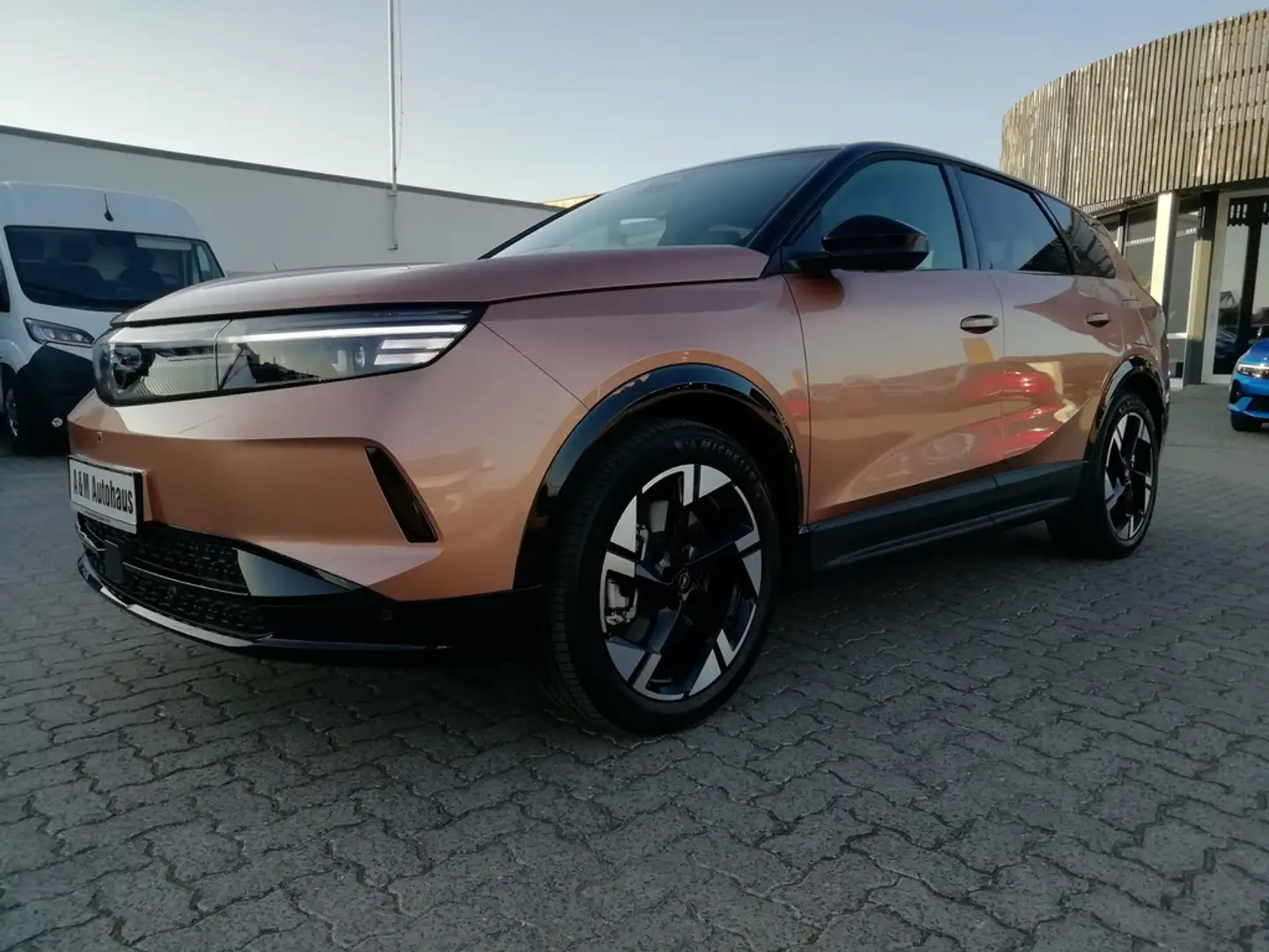 Opel Grandland Electric 157kW GS NAVI W-LAN HUD - 1