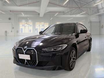 EDRIVE 40 SPORT AUTO 5 PORTE BERLINA