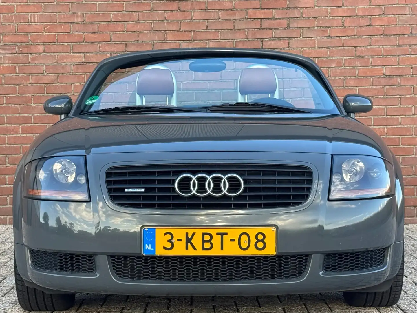 Audi TT Roadster 1.8 5V Turbo Quattro | LEDER! | CLIMA! Gris - 2