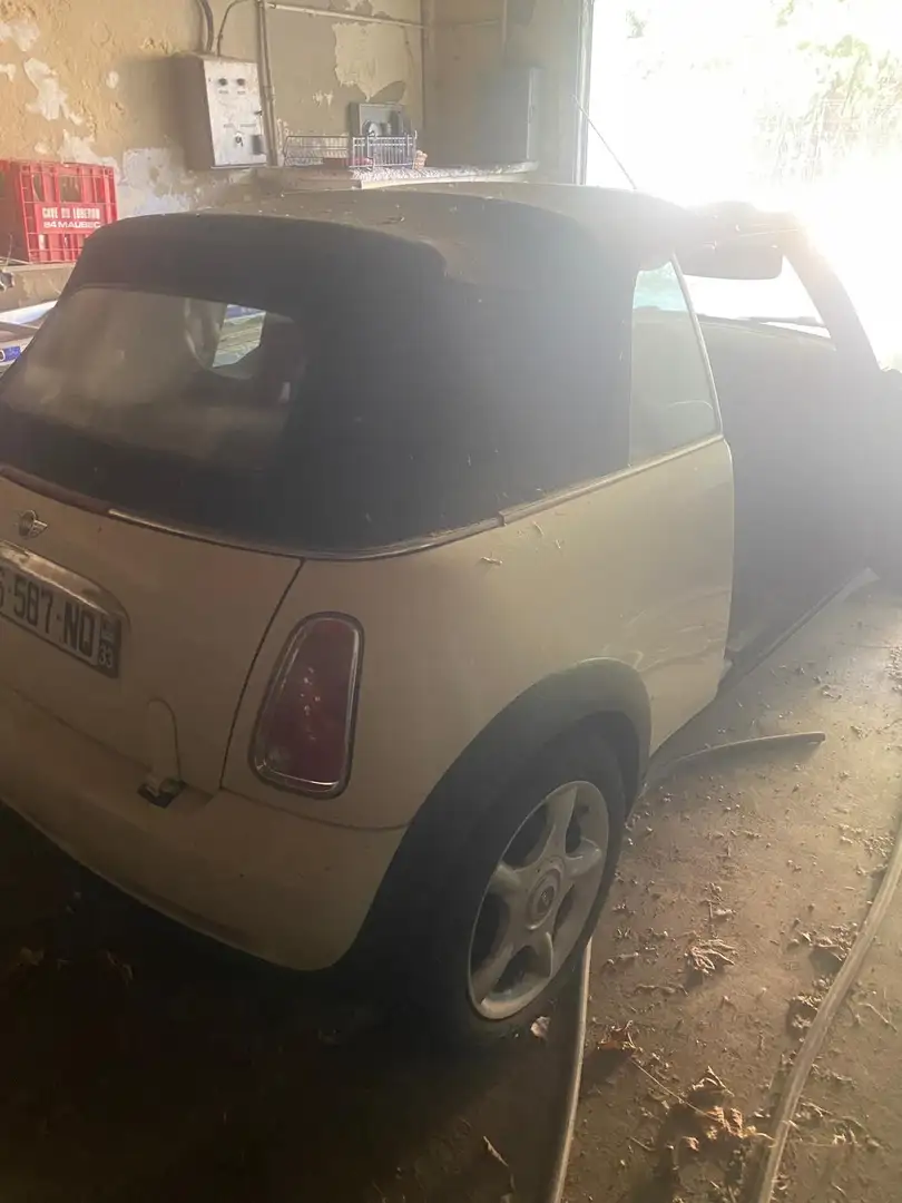 MINI Cooper C Cabrio - 2