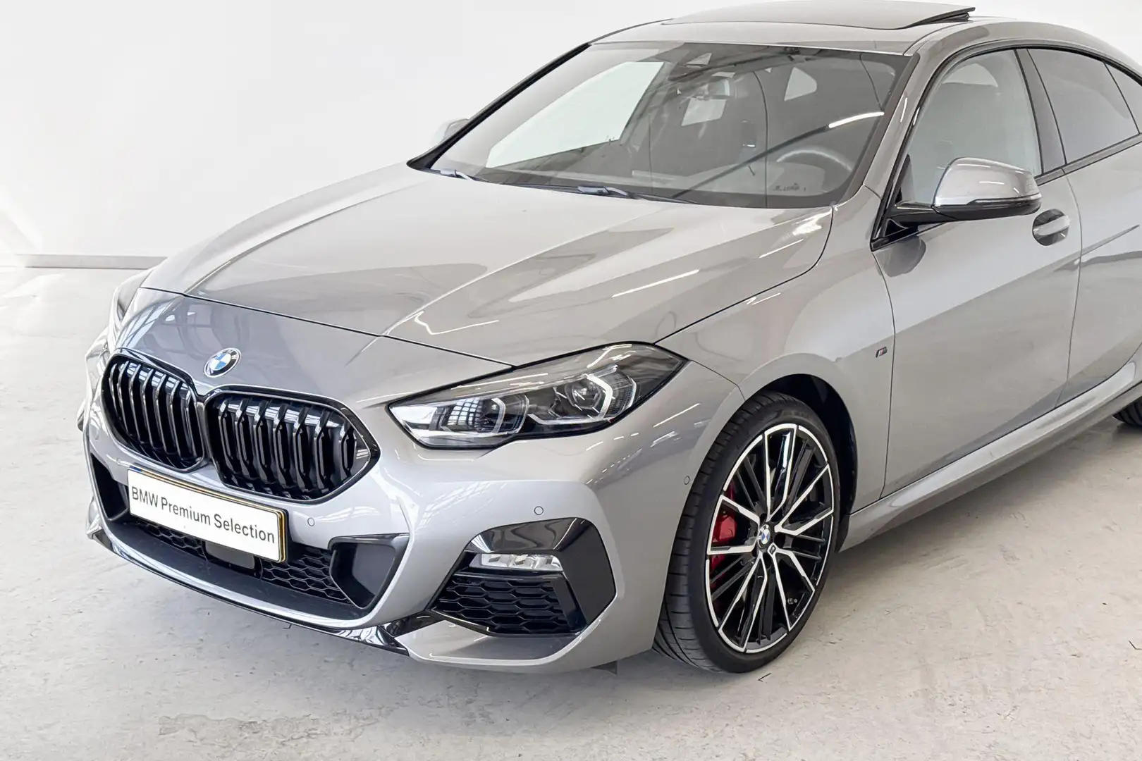 BMW 218 2 Serie Gran Coupé 218i M Sportpakket Pro Grijs - 2