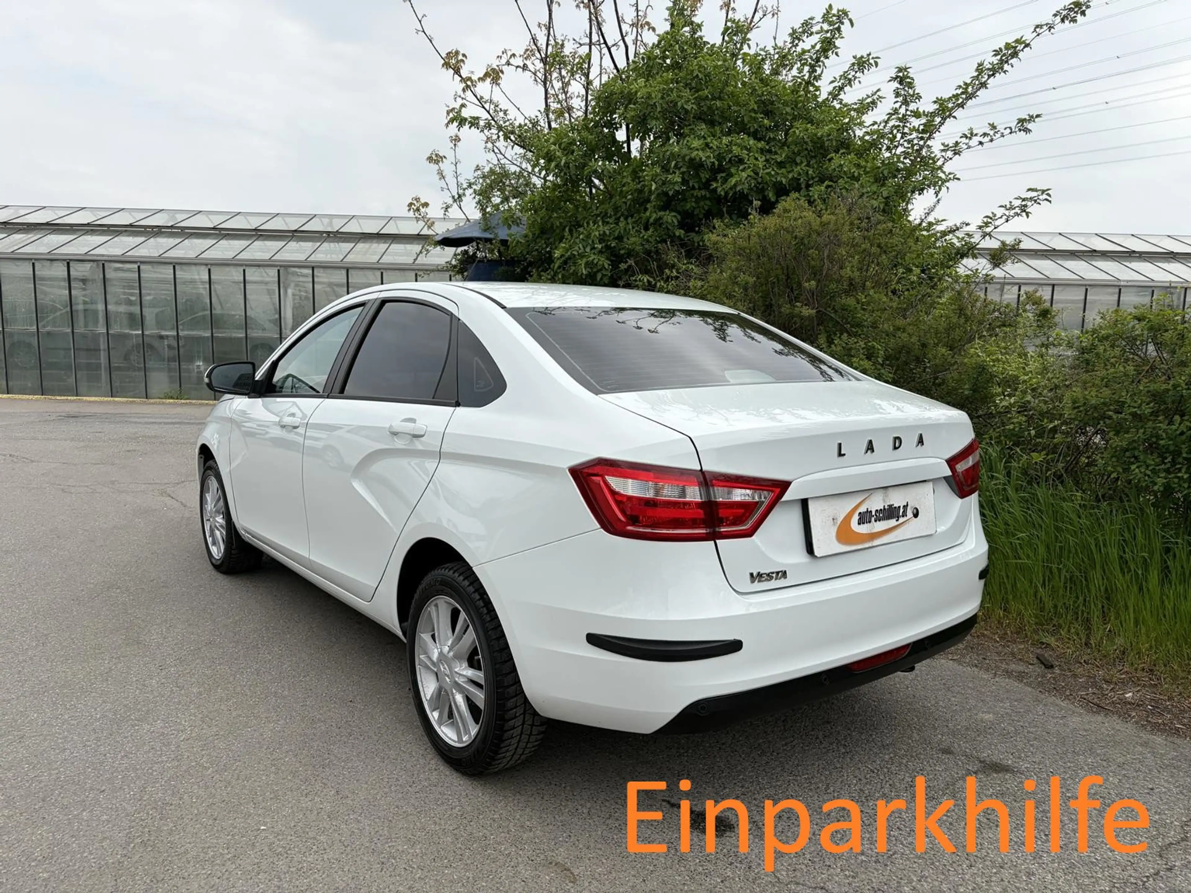 Lada Vesta 1,6 Benzin Automatik PDC Sitzheizung 4Zylinder — photo 6
