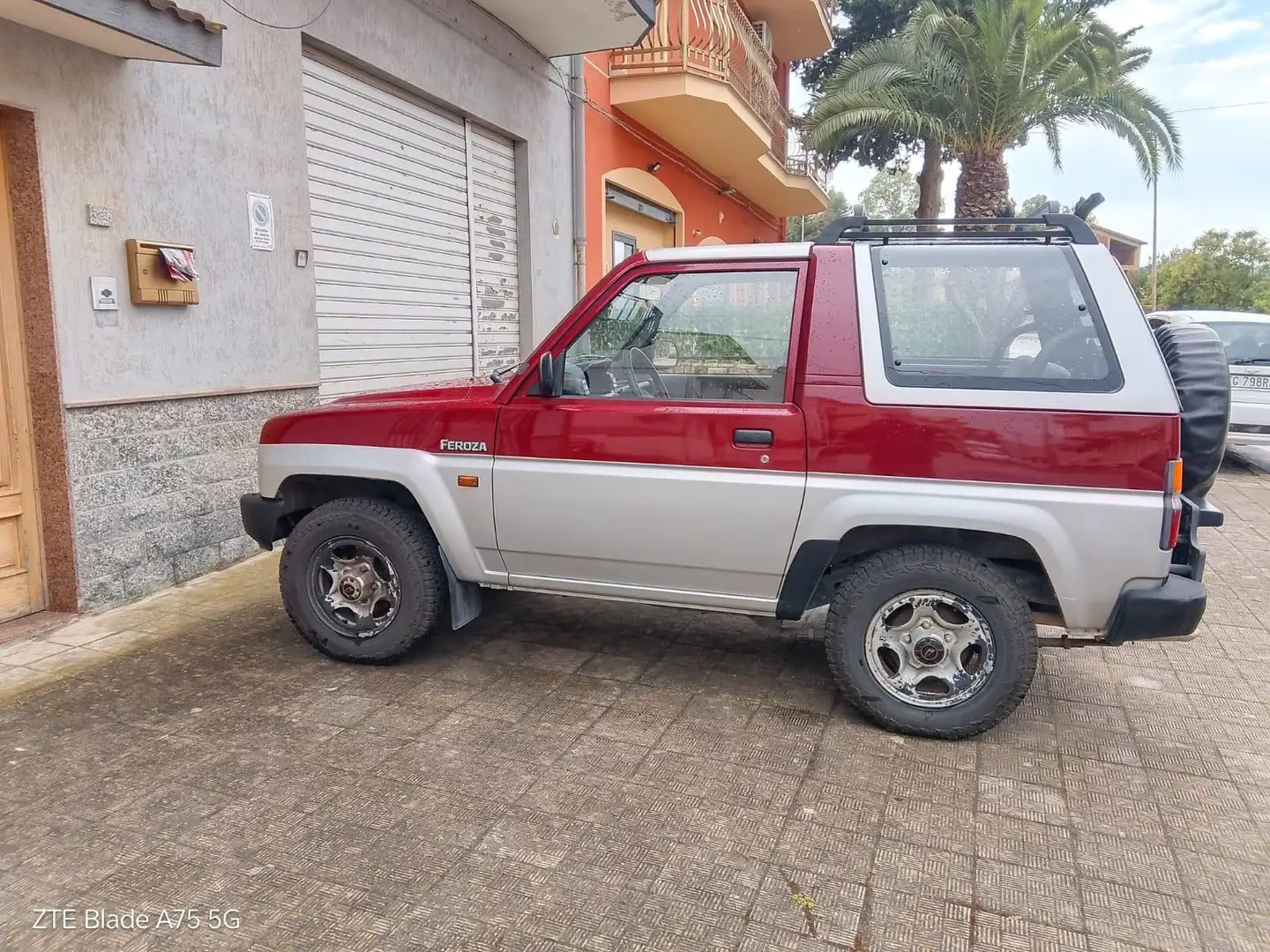 Daihatsu Feroza Feroza 1.6i DX resin top Červená - 2