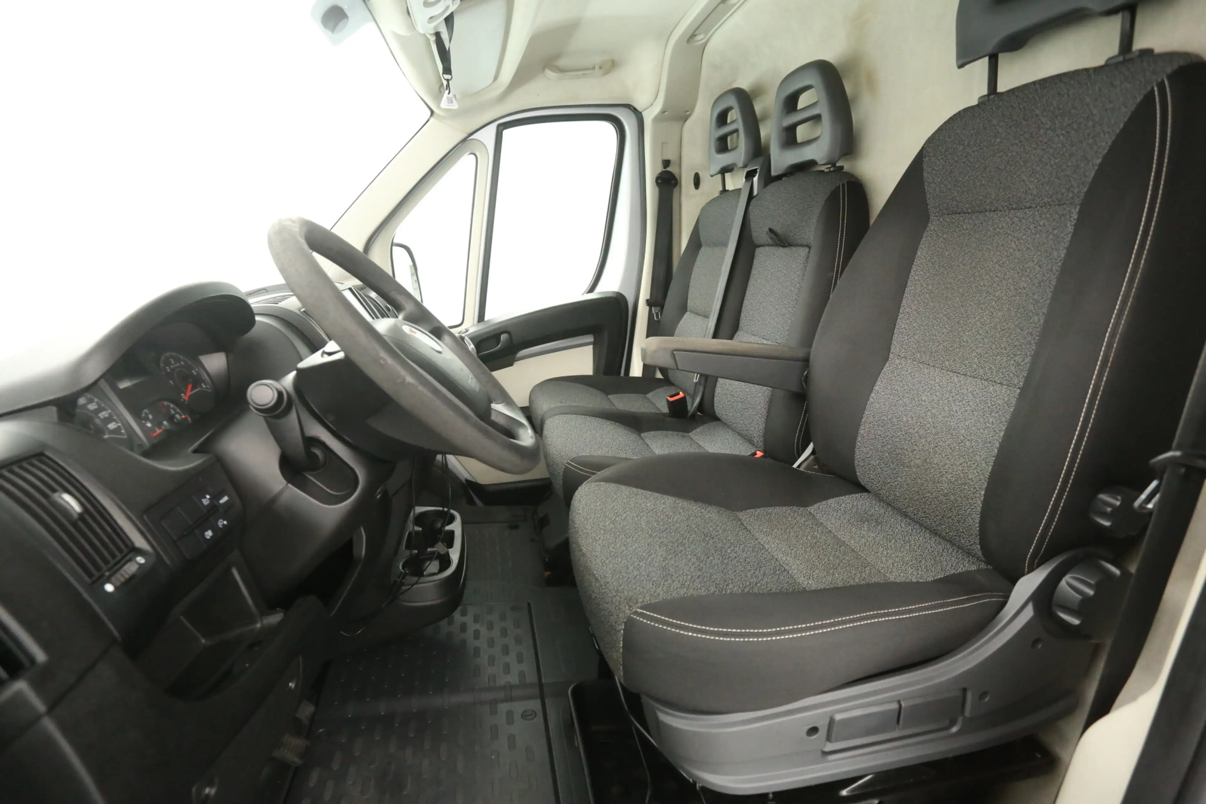 Citroen Jumper Fiat Ducato 2.3 MultiJet L1H1 | Automaat | Airco | — photo 9