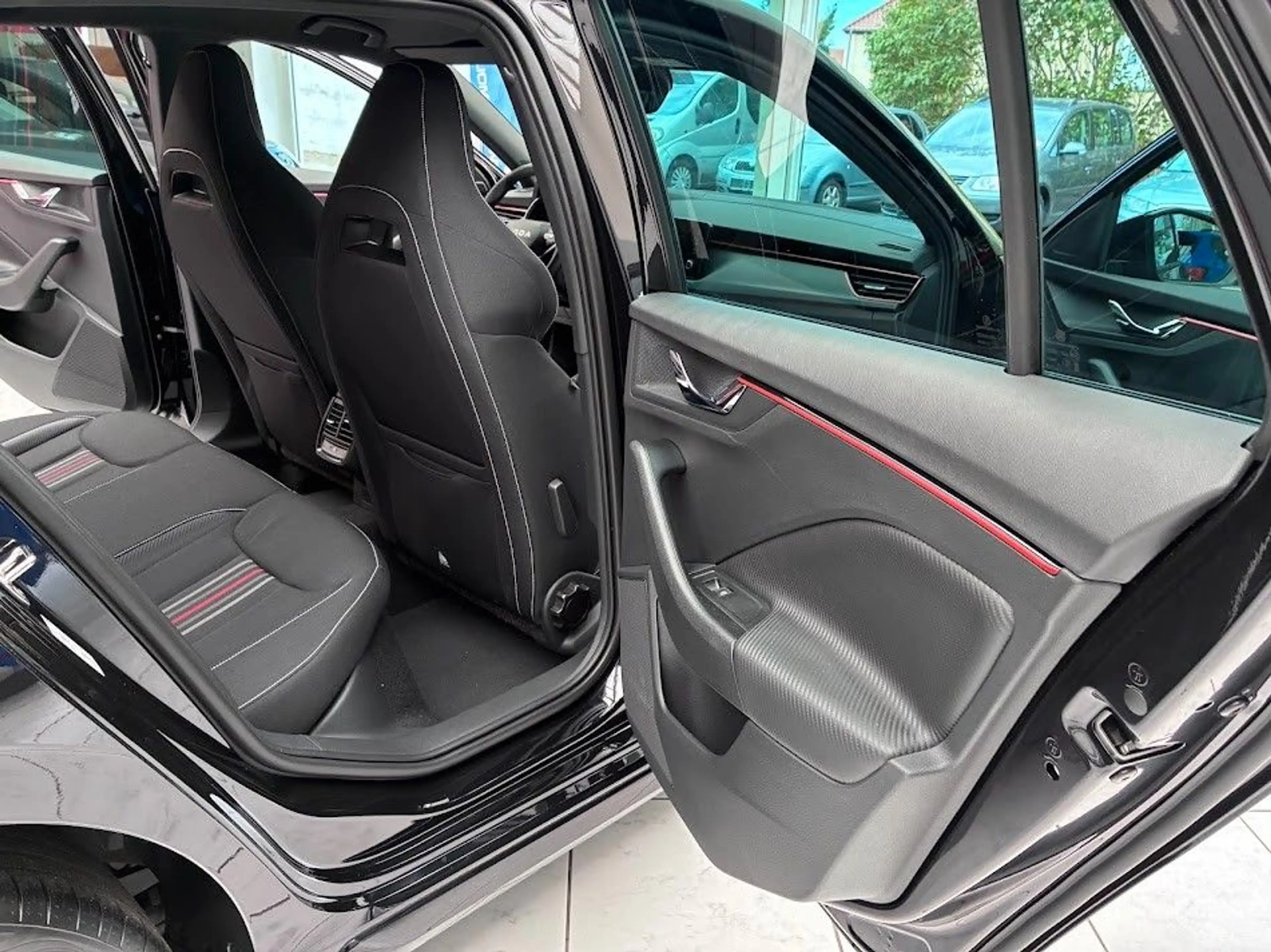 Skoda Scala Monte Carlo 1.5 TSI — photo 9