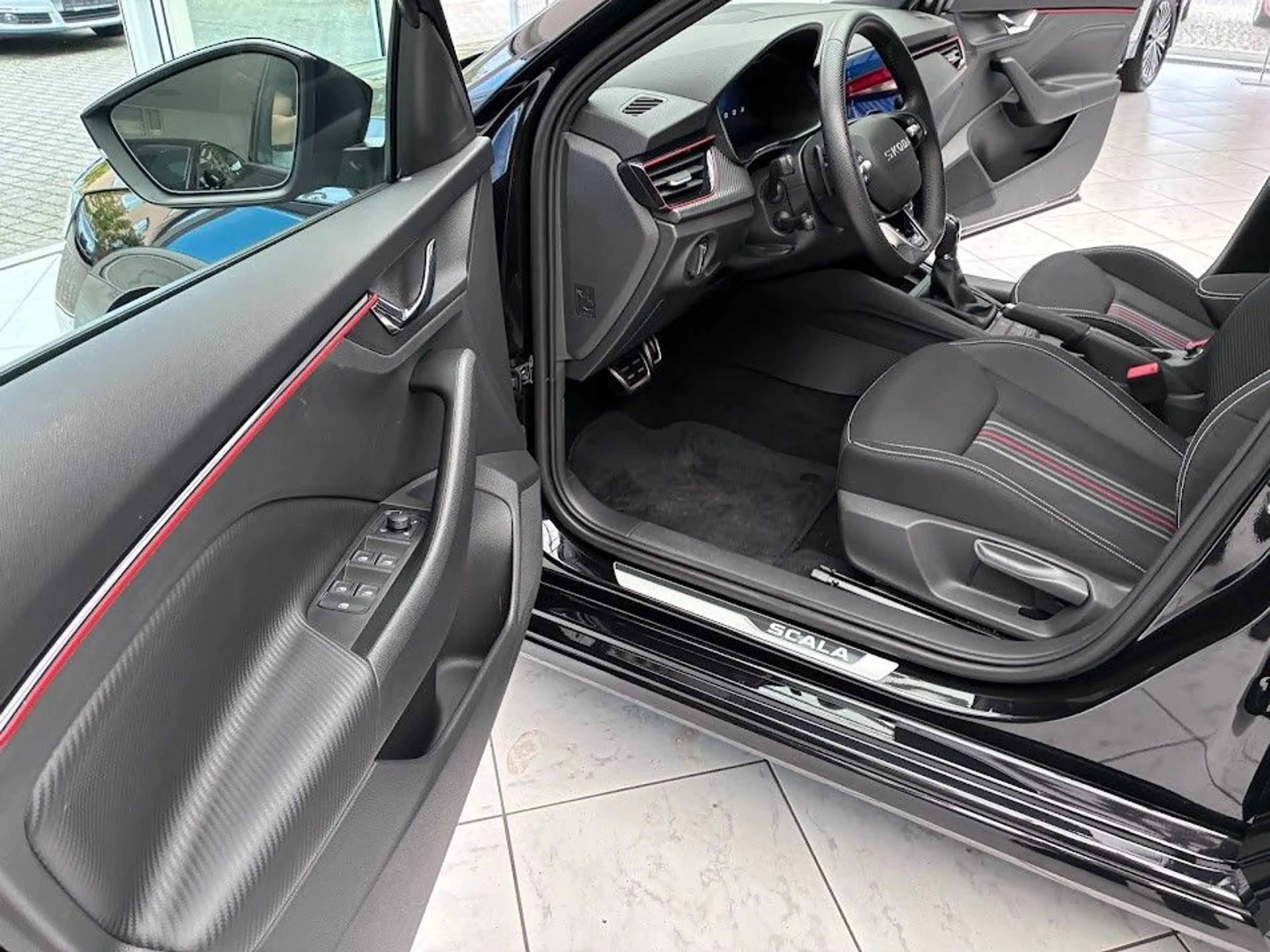 Skoda Scala Monte Carlo 1.5 TSI — photo 12