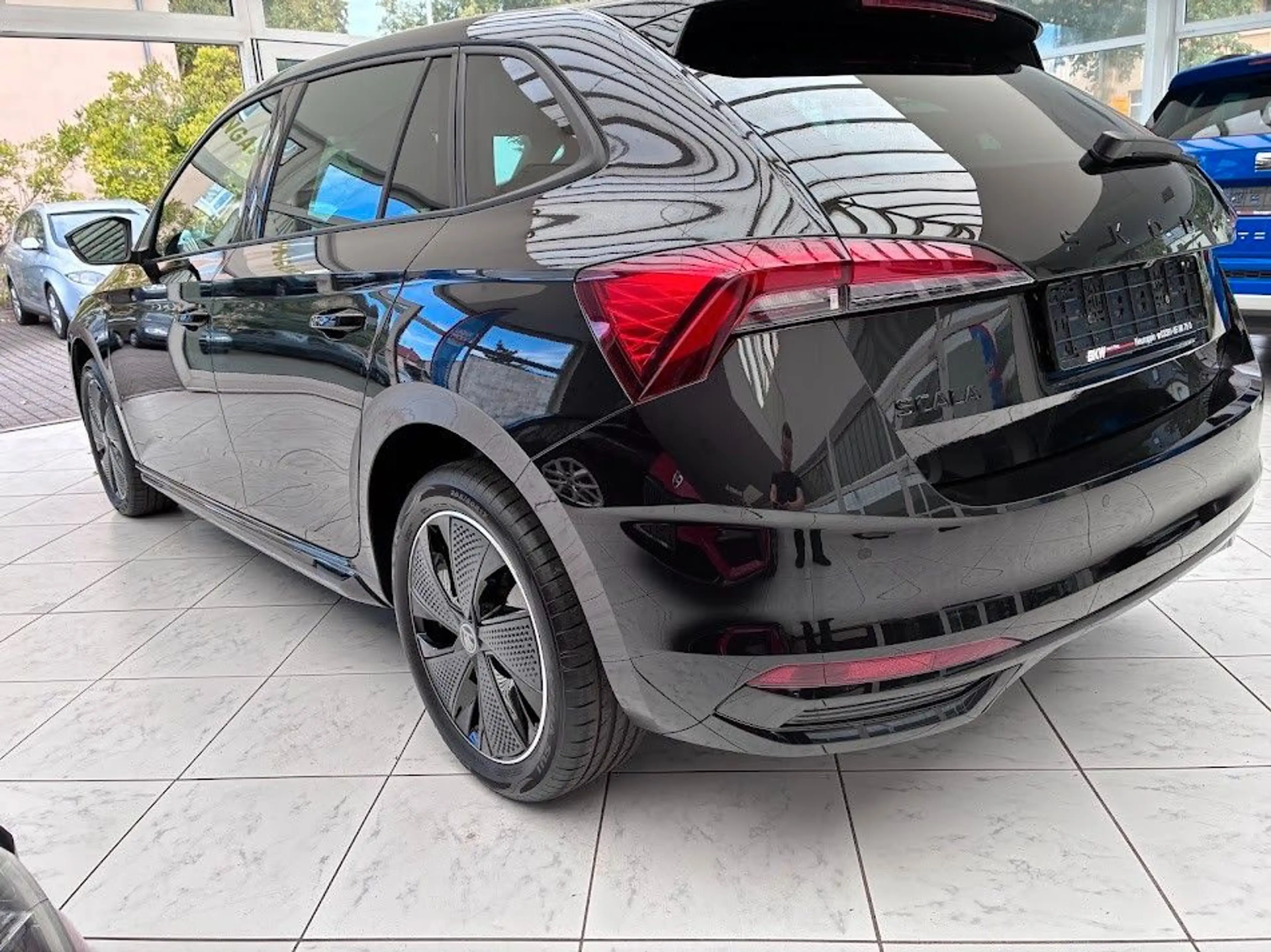 Skoda Scala Monte Carlo 1.5 TSI — photo 3