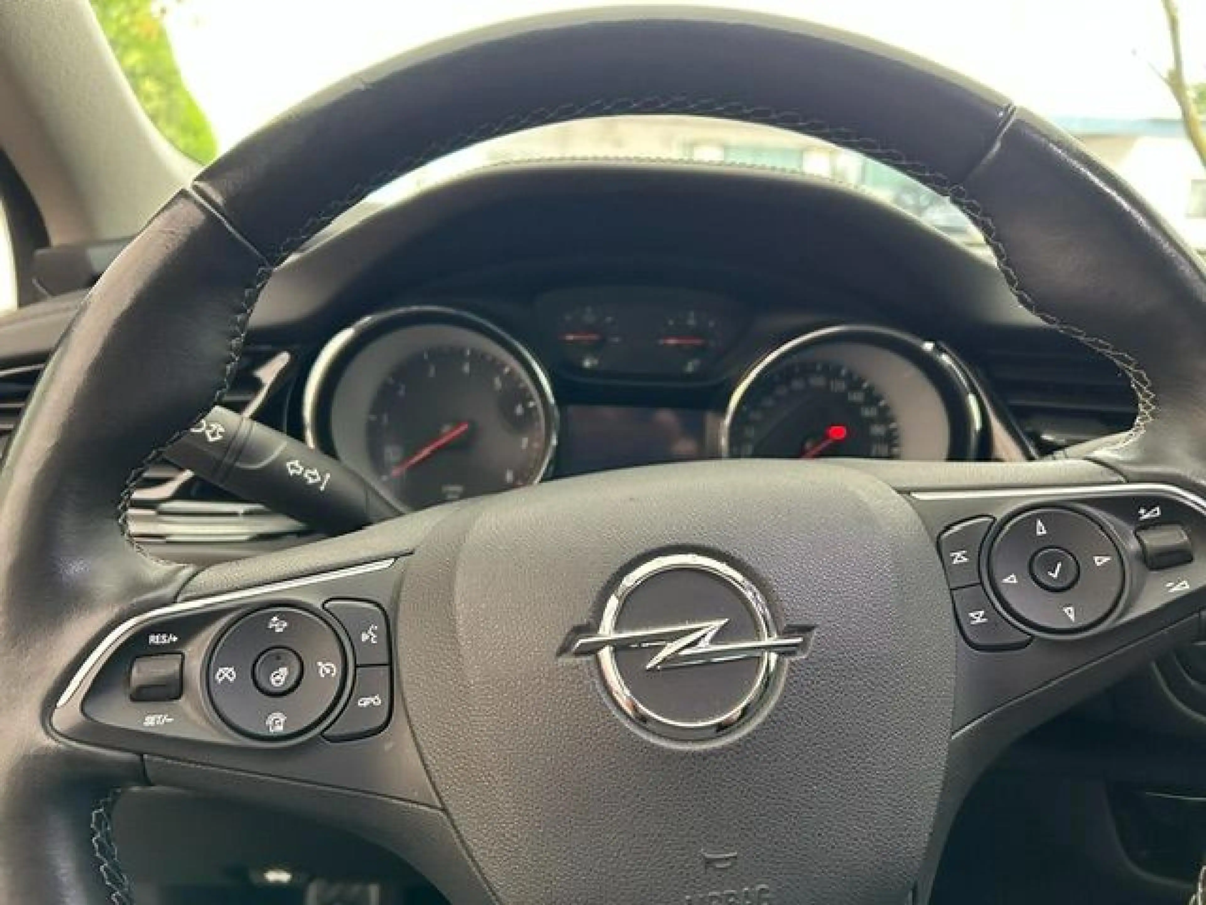 Opel Insignia Edition — photo 10
