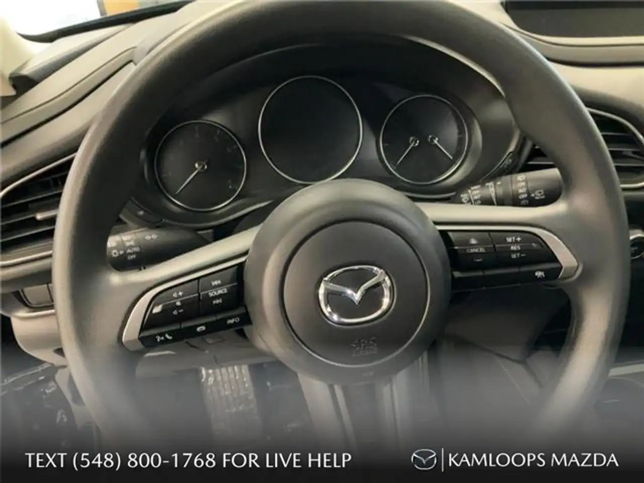Mazda CX-30 photo Mazda CX-30
