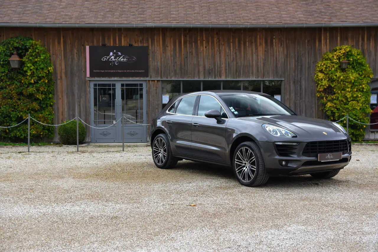 Porsche Macan