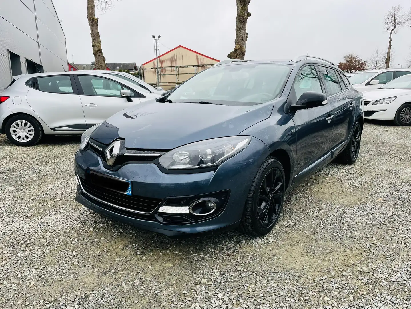 Renault Megane Mégane Estate III 1.6 dCi 130  Bose Edition Gris - 2