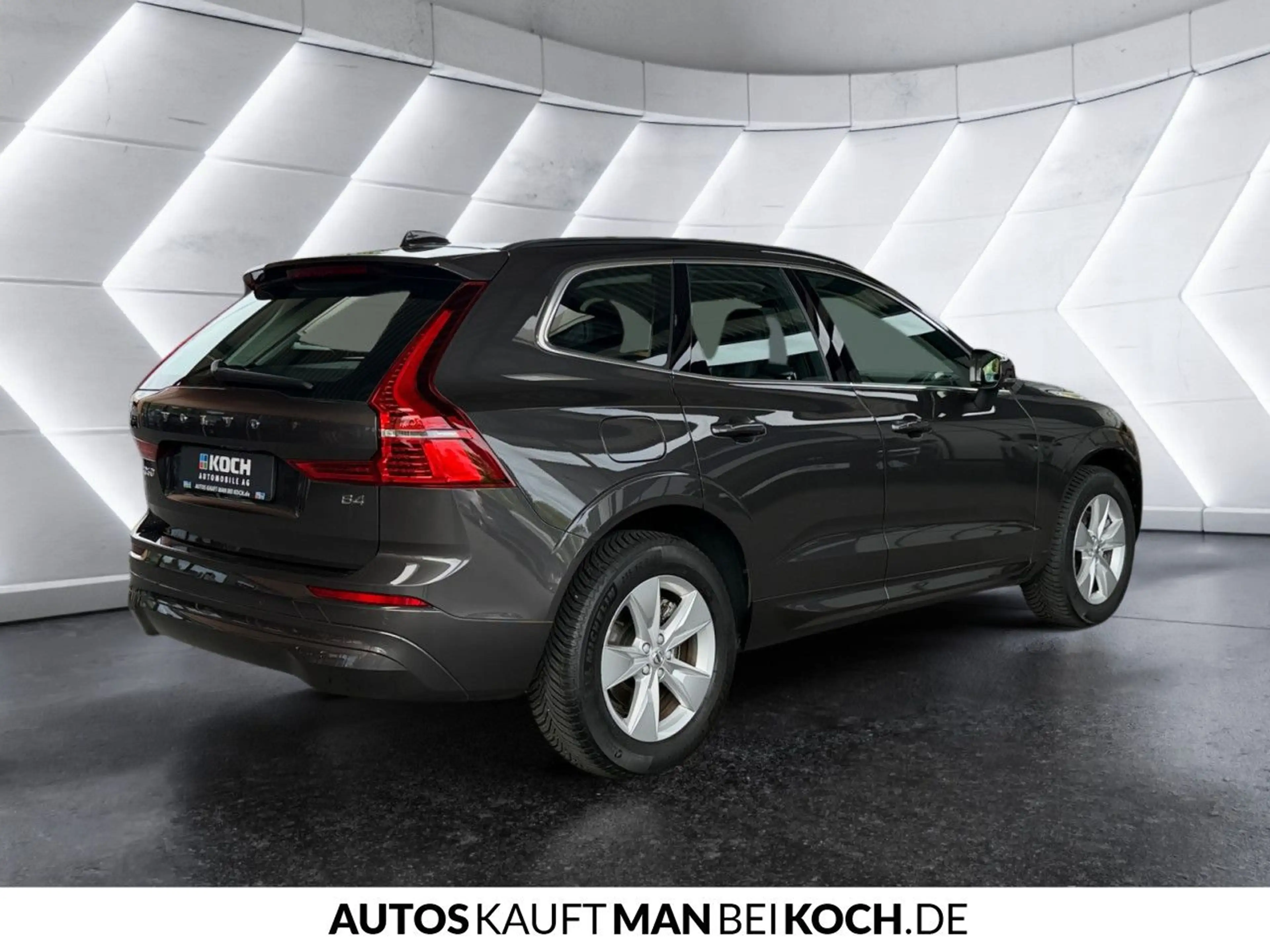 Volvo XC60 B4 Core ACC BLIS 4xSHZ LHZ NAVI — photo 5