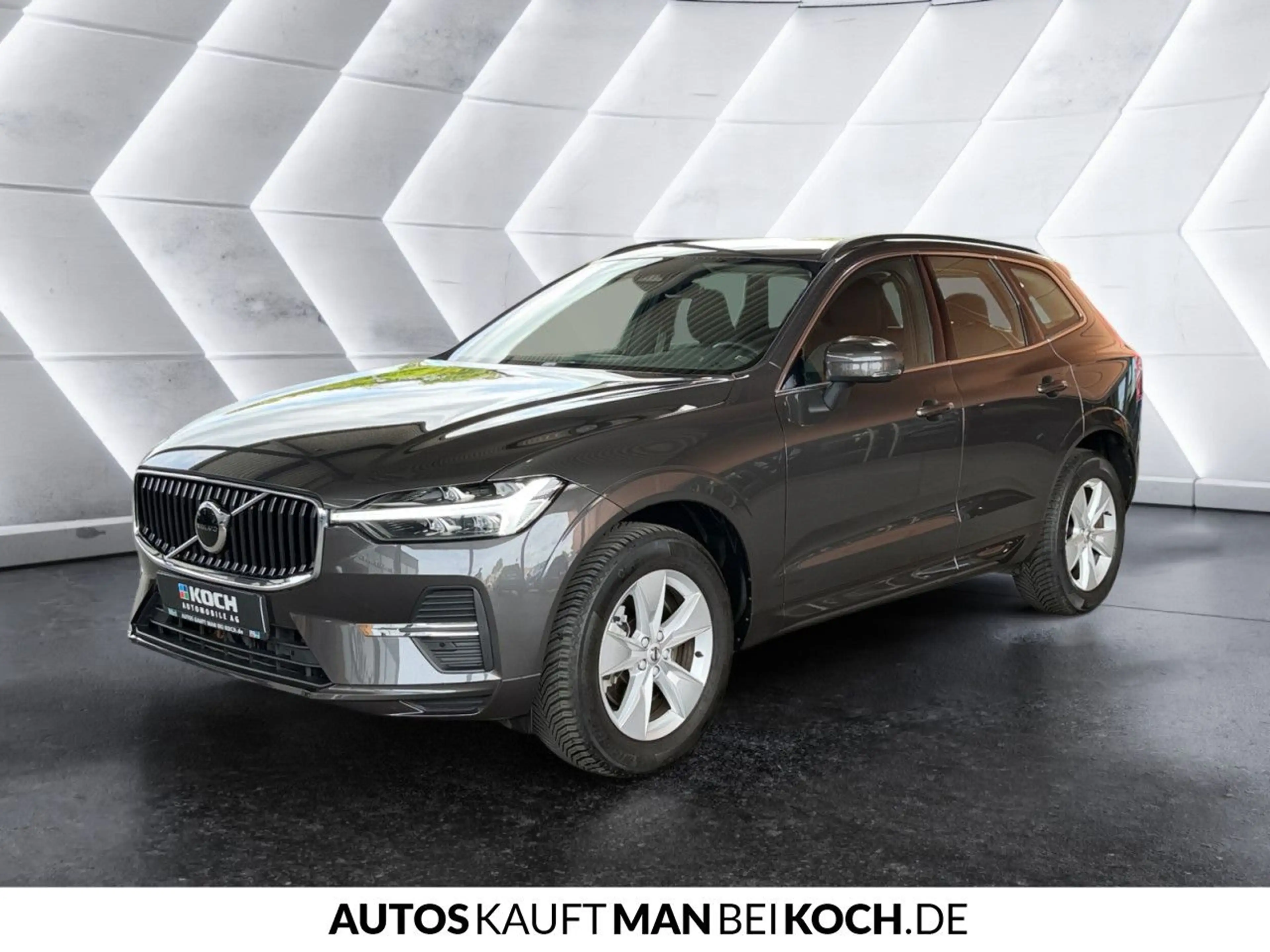 Volvo XC60 B4 Core ACC BLIS 4xSHZ LHZ NAVI — photo 3