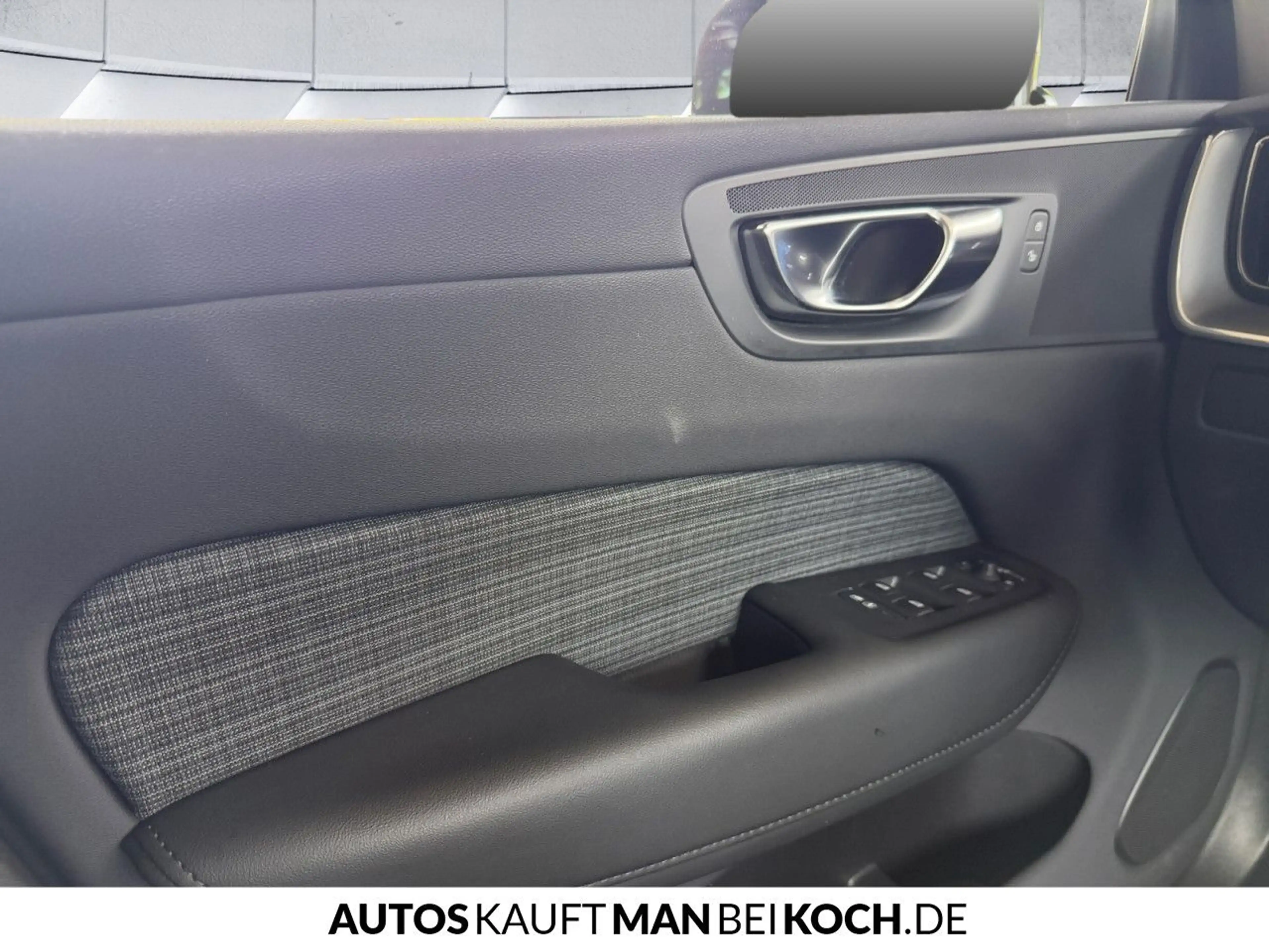 Volvo XC60 B4 Core ACC BLIS 4xSHZ LHZ NAVI — photo 14